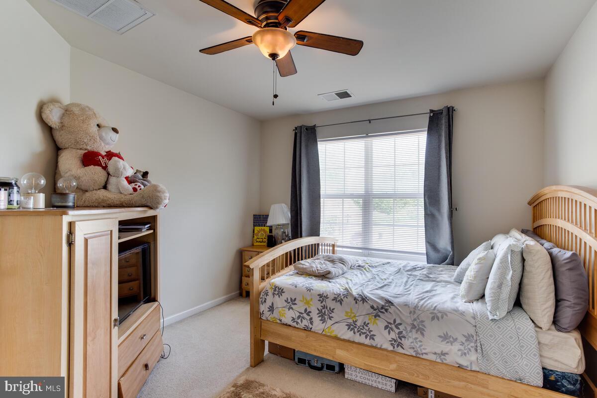 FALCON RIDGE - Residential