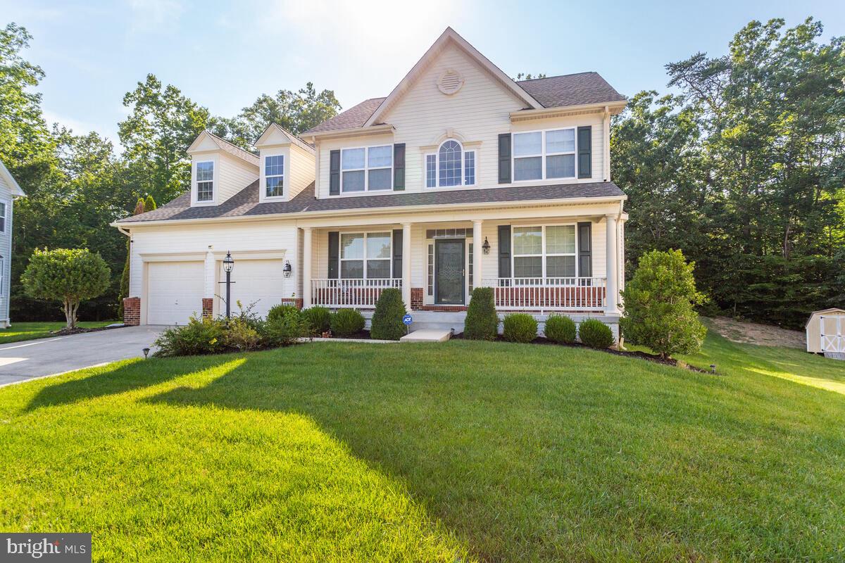 FALCON RIDGE - Residential