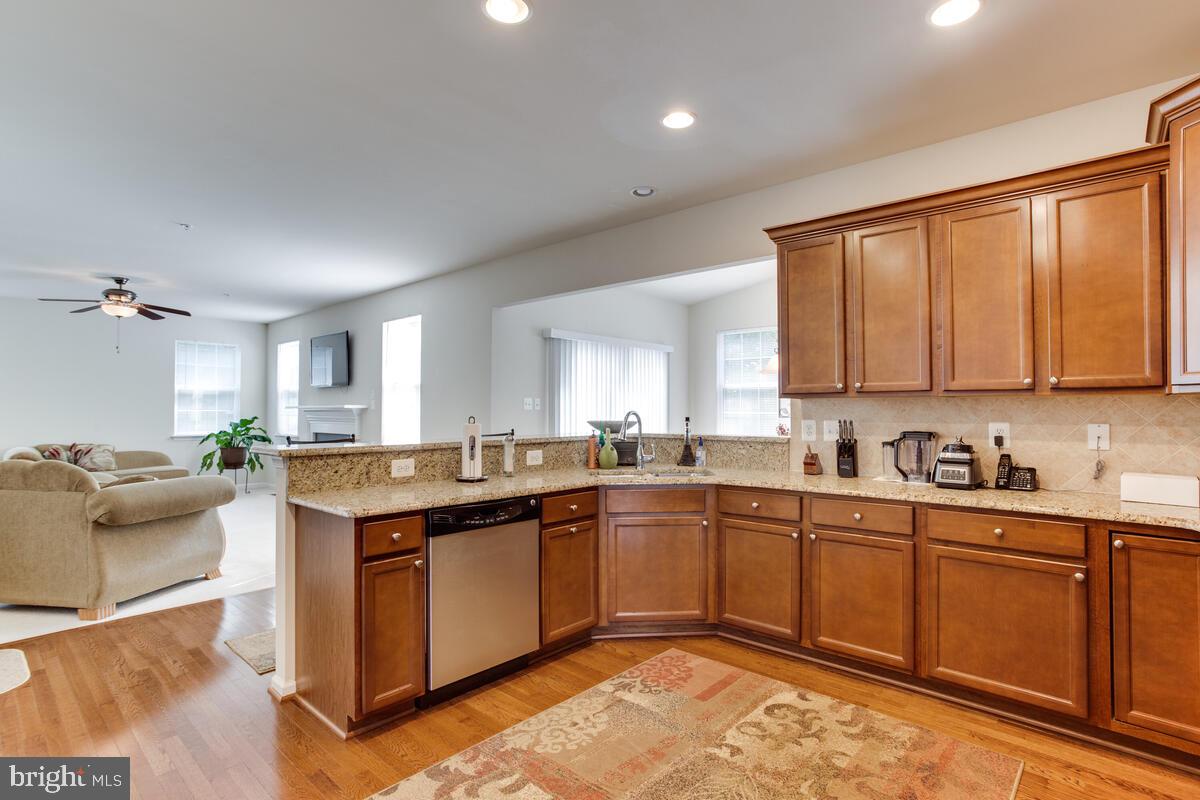 FALCON RIDGE - Residential