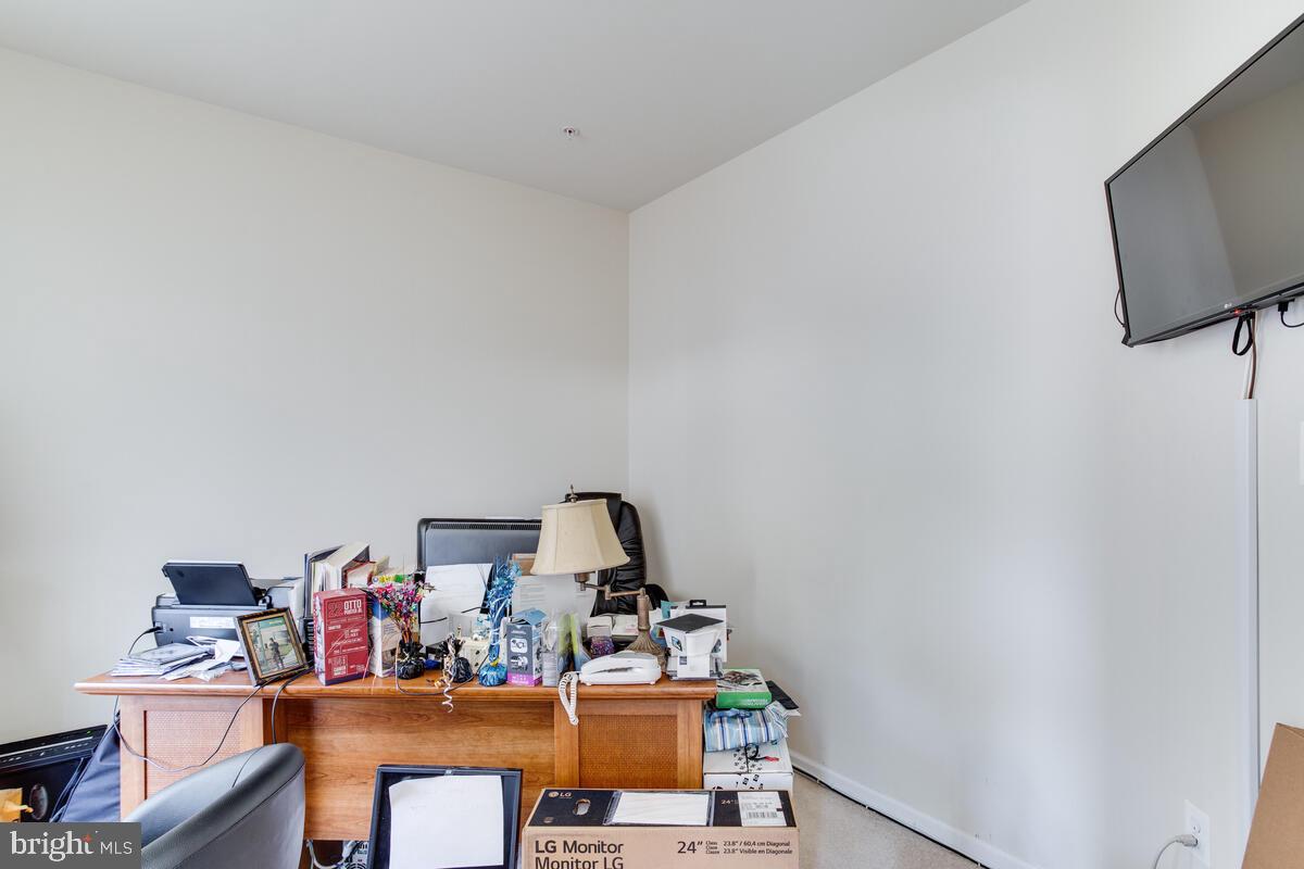 FALCON RIDGE - Residential