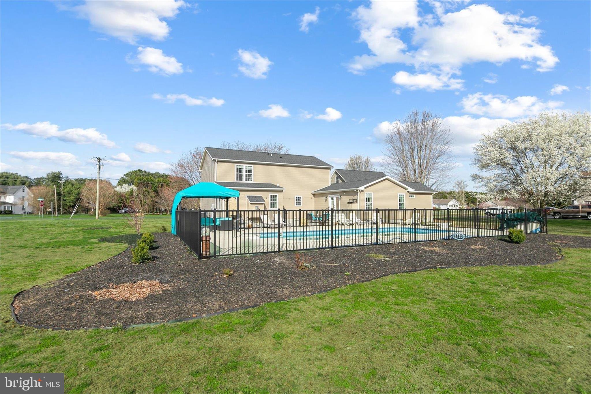 MORRIS MILL - Residential