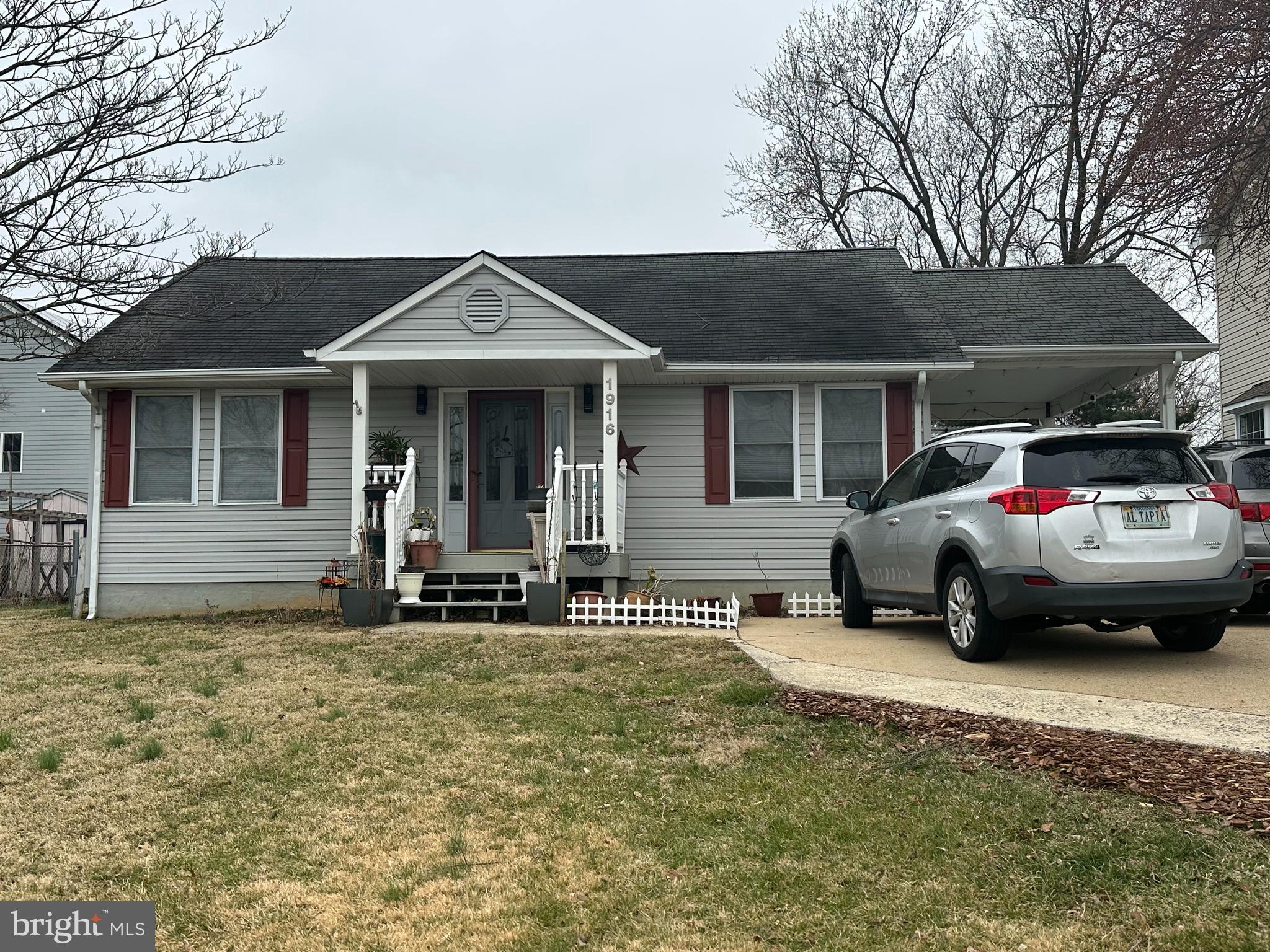 PIMMIT HILLS - Residential Lease