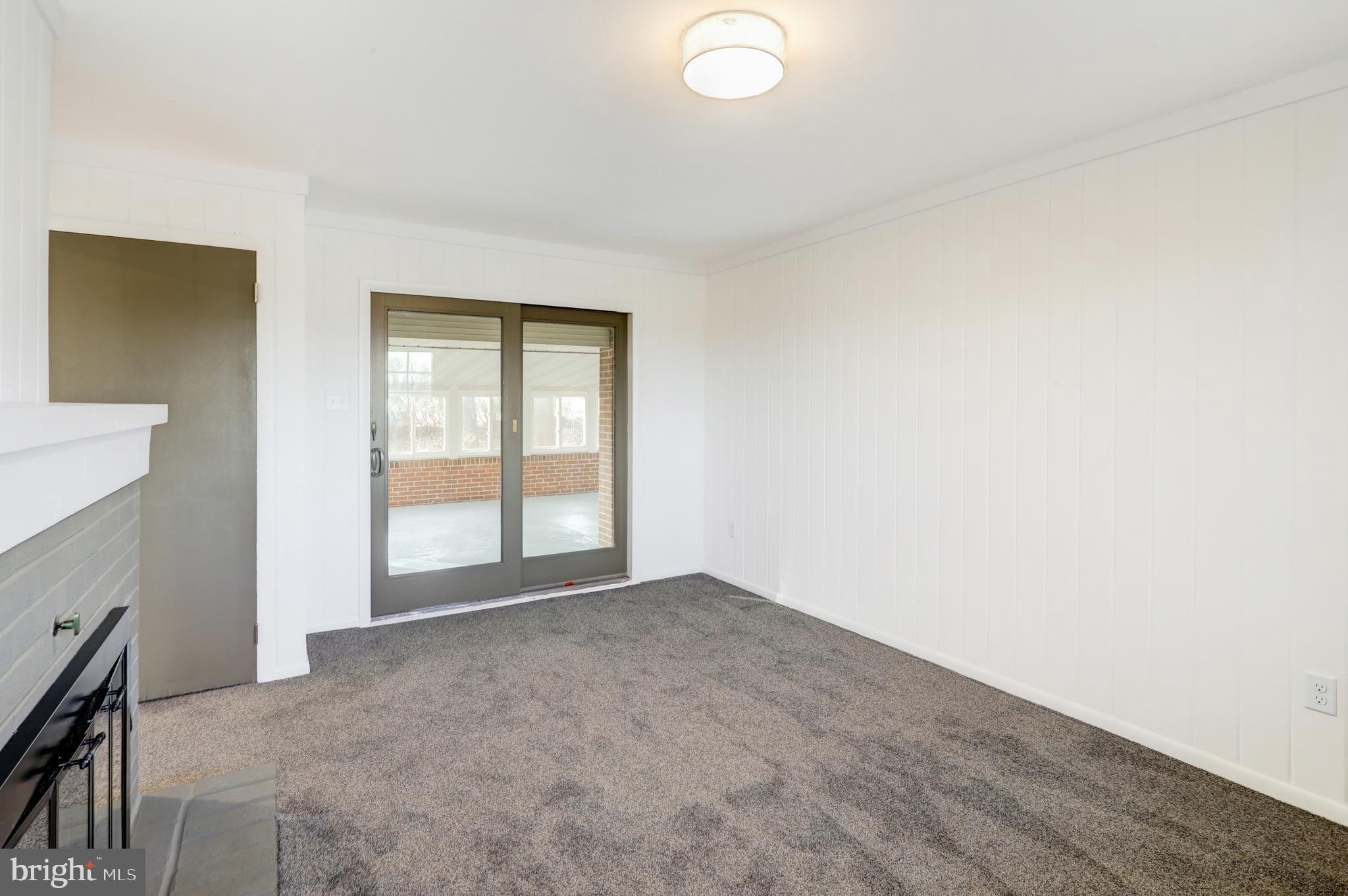 NORTH YORK - Residential