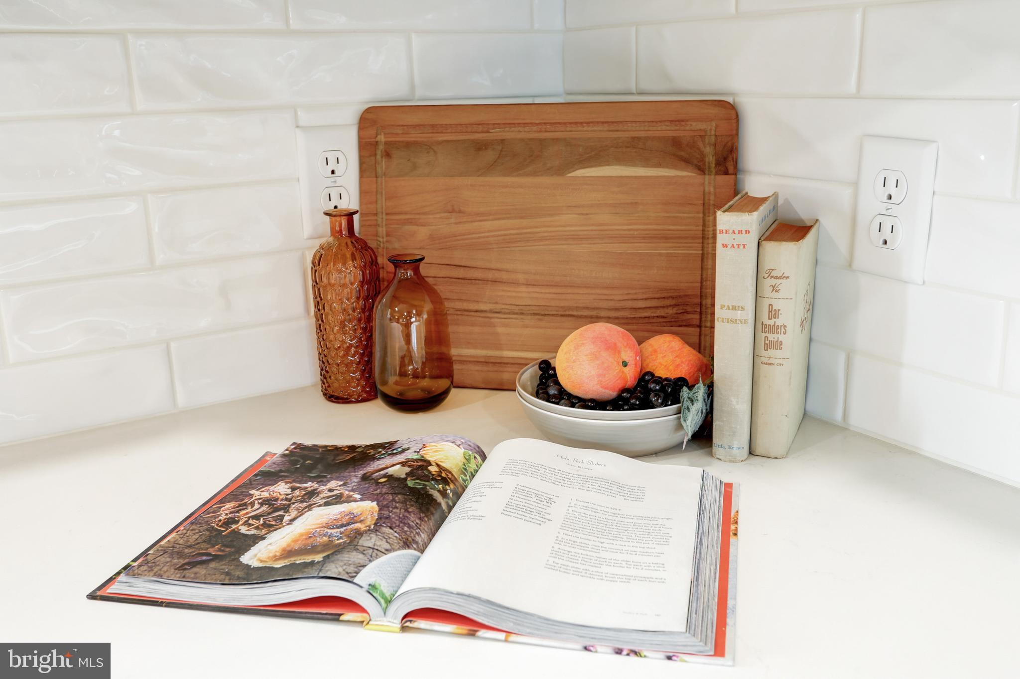 NORTH YORK - Residential