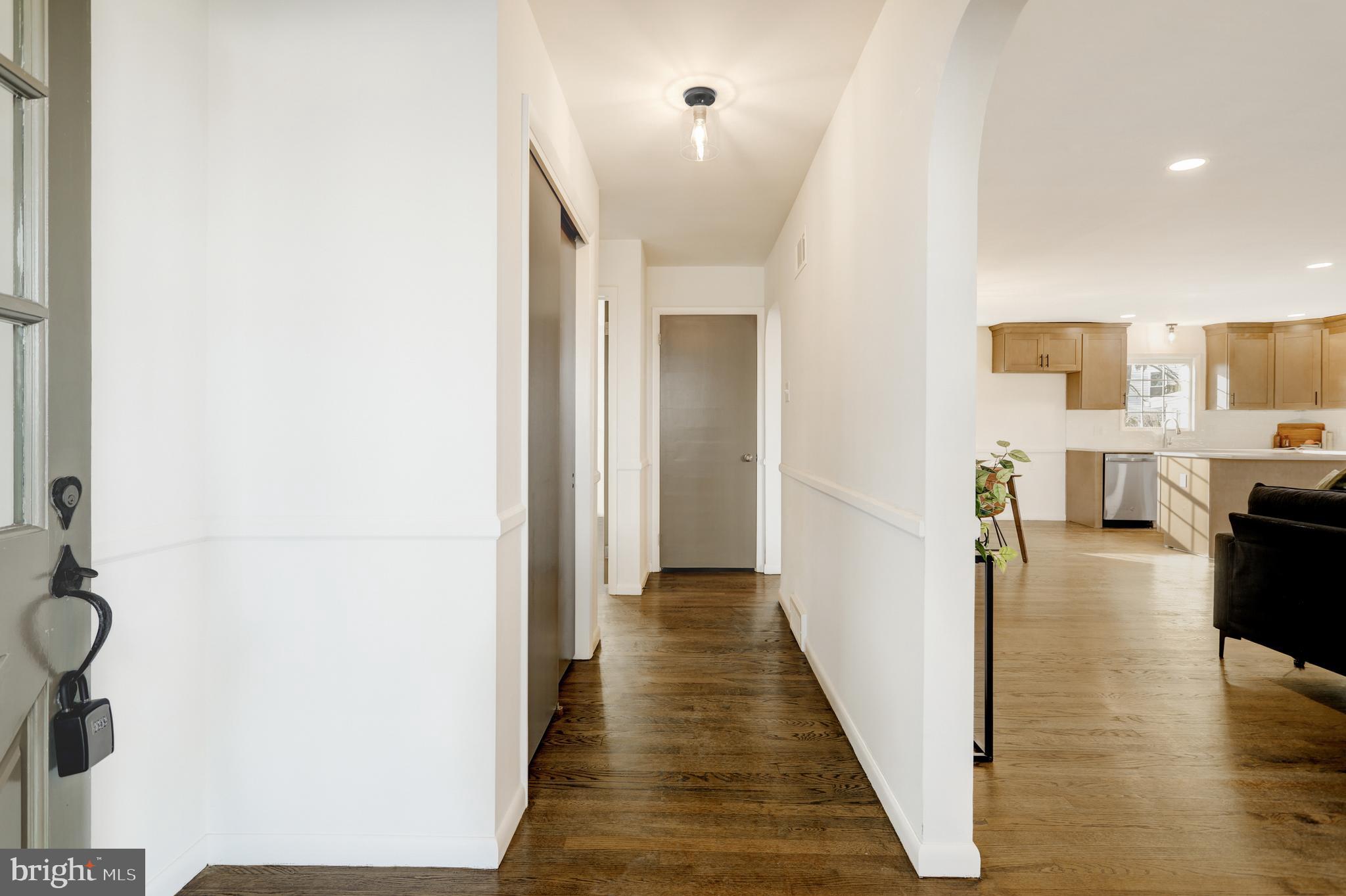 NORTH YORK - Residential