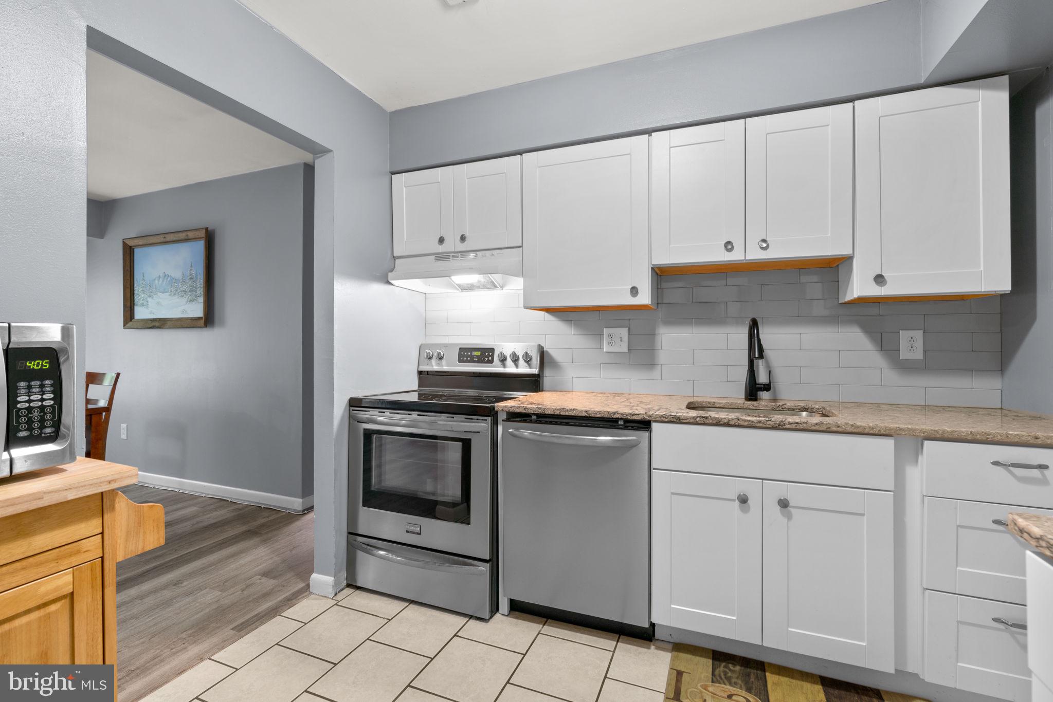 LONG REACH - Residential