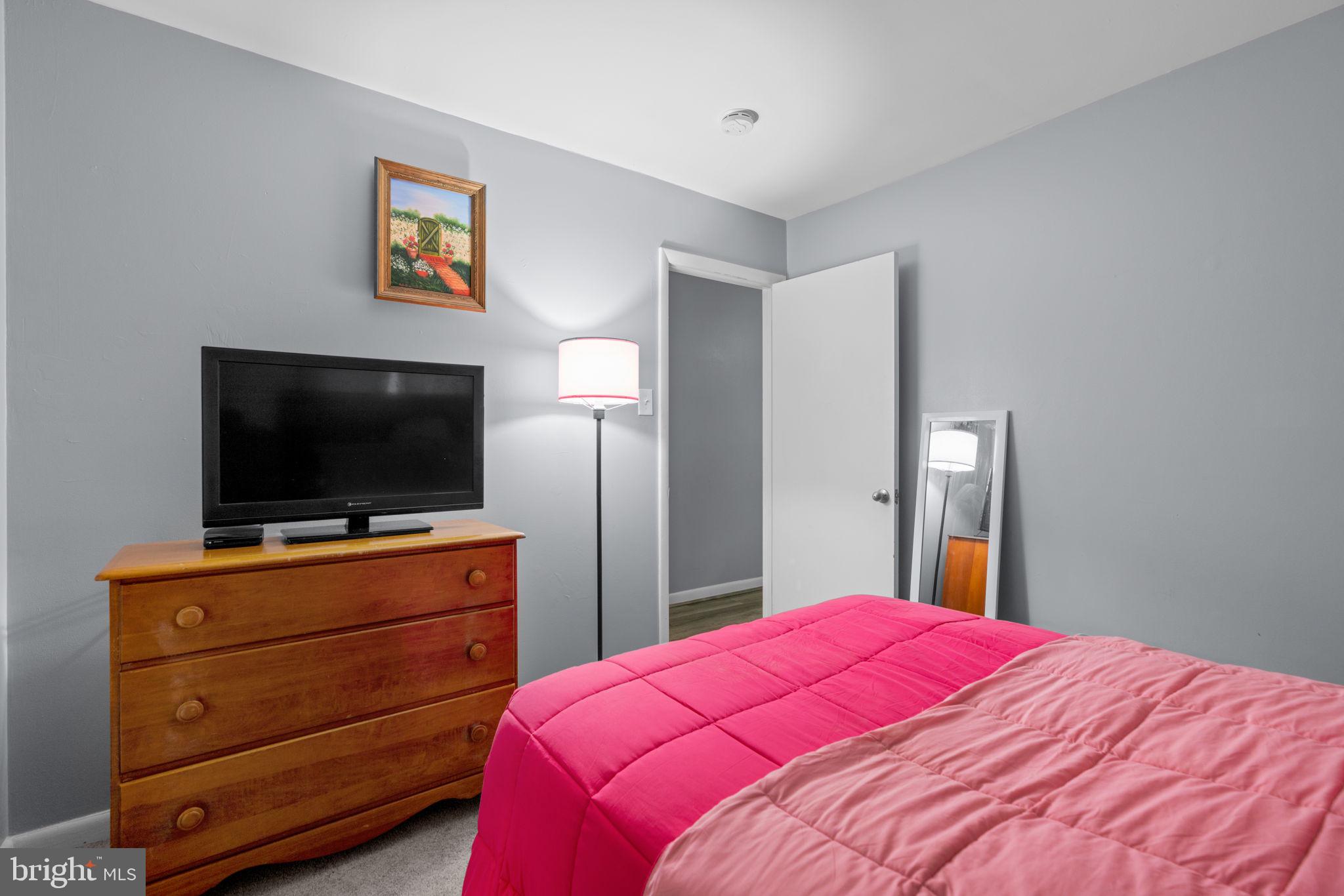 LONG REACH - Residential