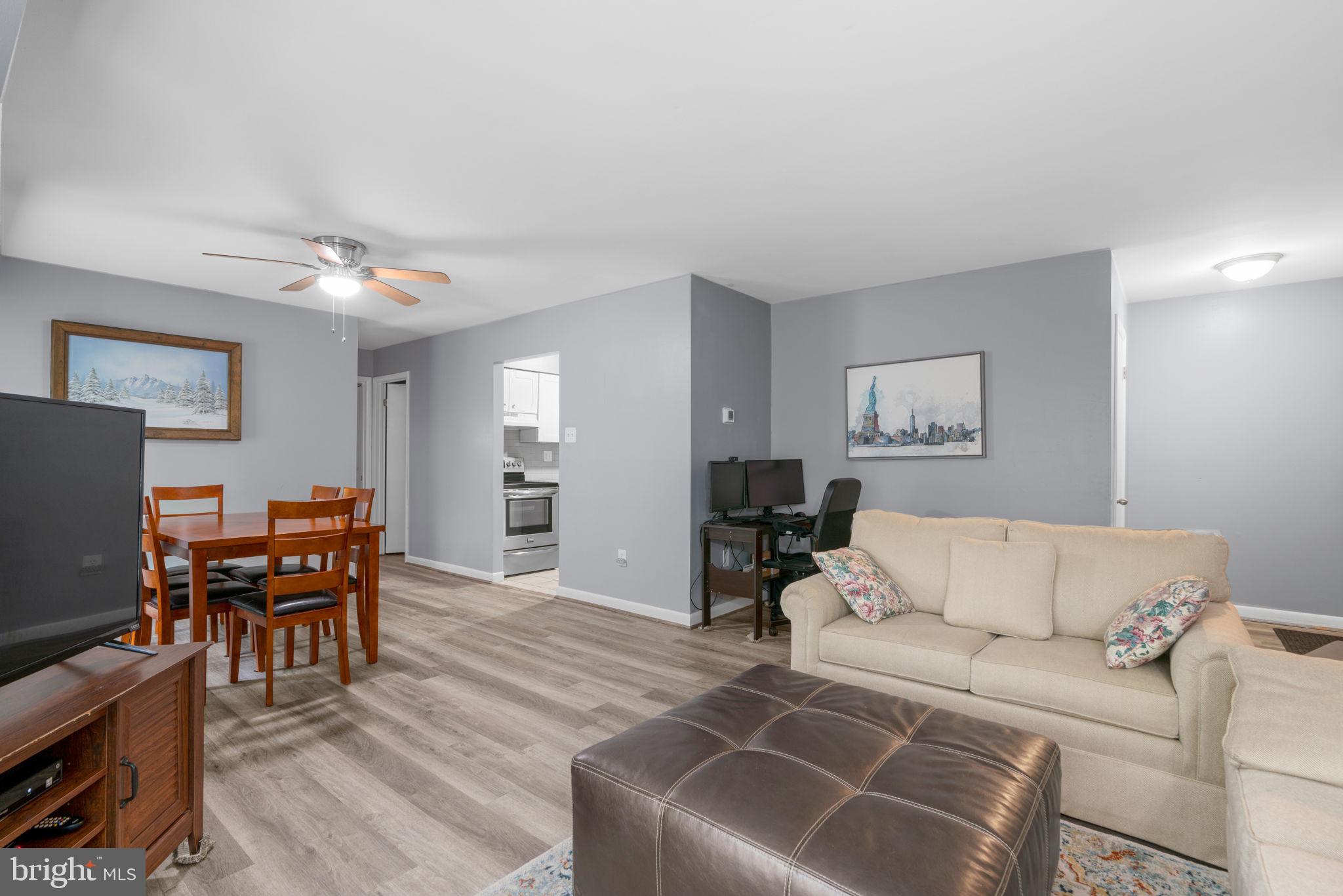 LONG REACH - Residential