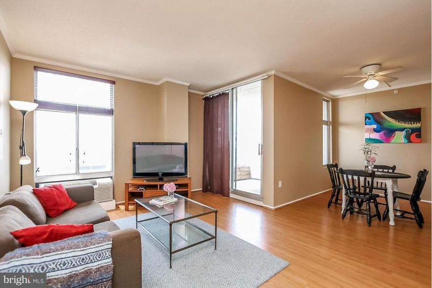 Located in the heart of Towson. This one bedroom one bath condo, is perfect for the professional on the go.Get the know the Towson lifestyle with great restaurants and shopping.offering great amenities like 24 hour receptionist, private gym, meeting rooms, and a pool. Enjoy the view from the 20th floor of this building overlooking Baltimore county.Make your appointment today. Spcl Financing Avail