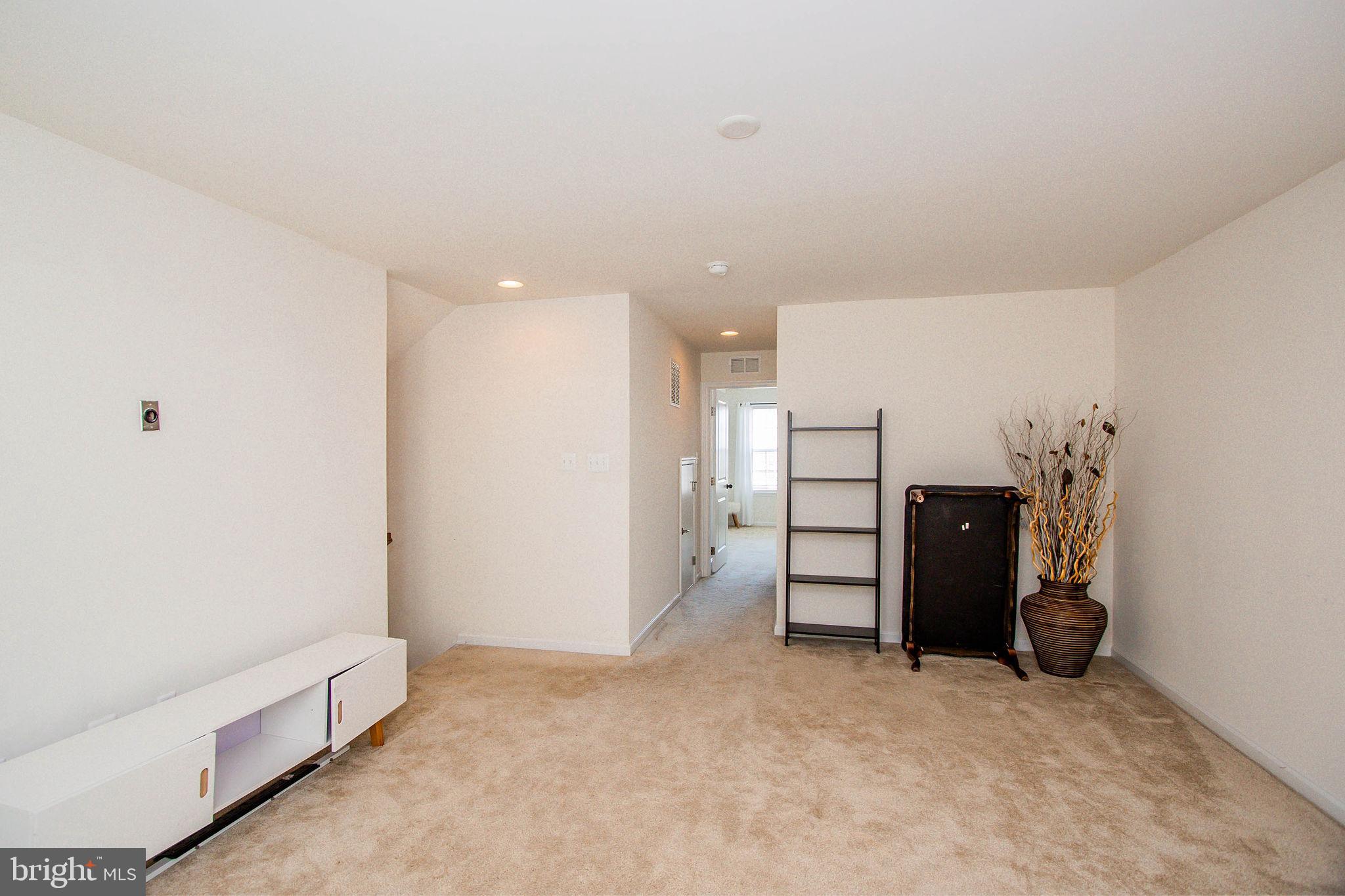 POTOMAC STATION - Residential