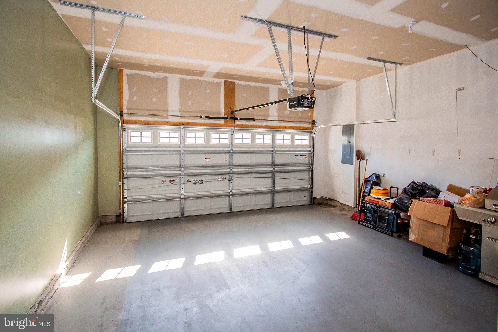 POTOMAC STATION - Residential