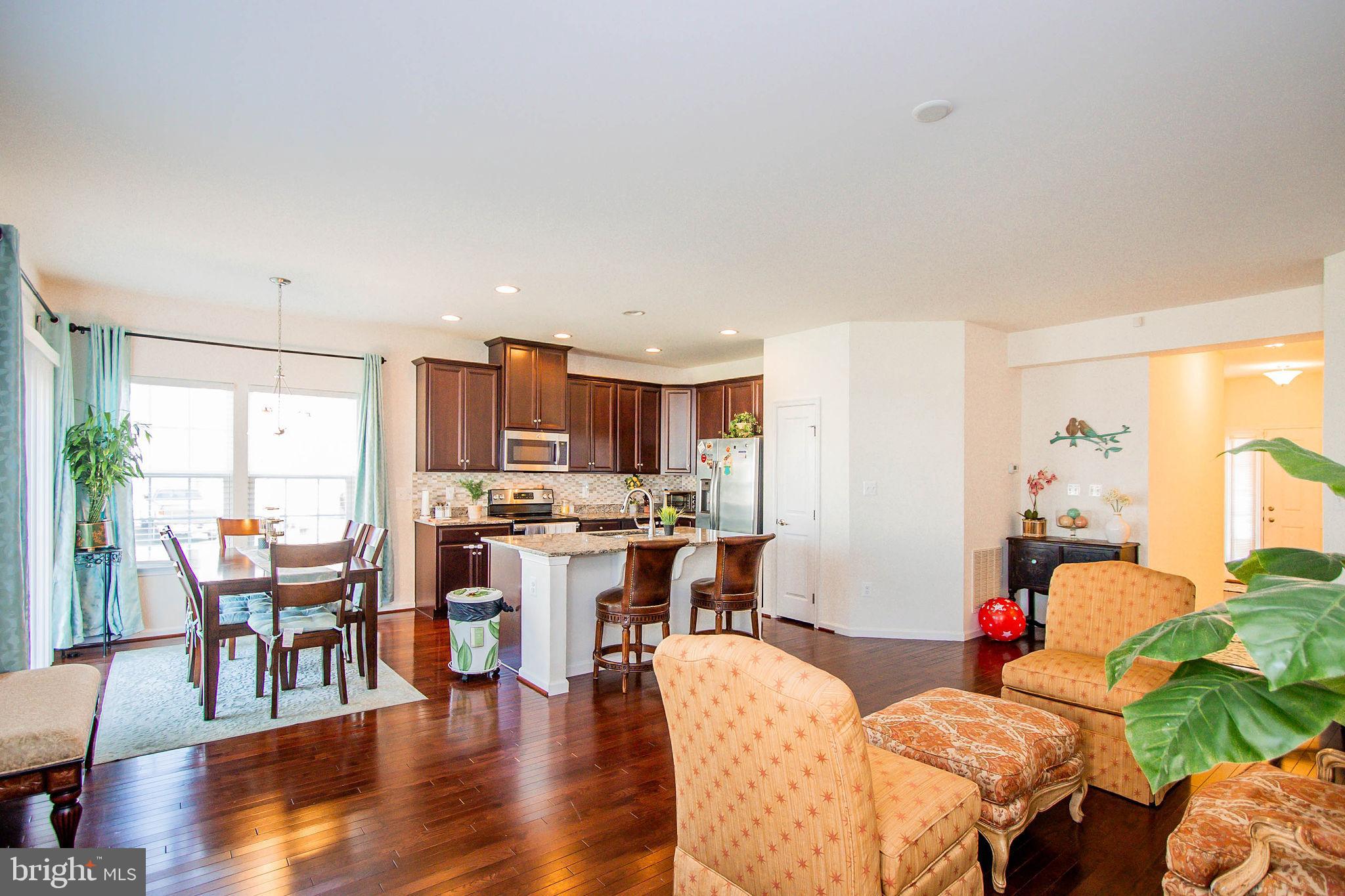 POTOMAC STATION - Residential