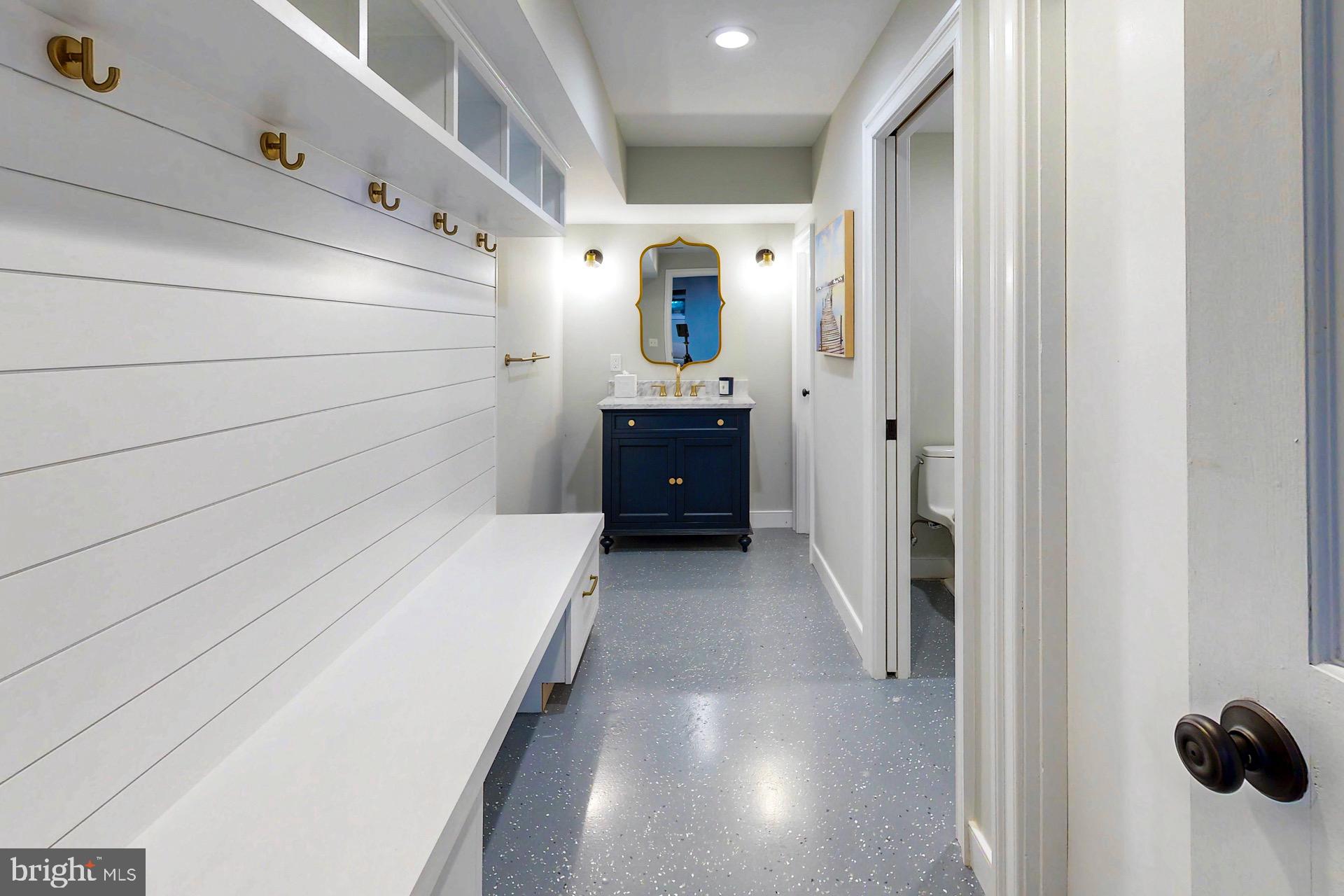 CHESTON ON WYE - Residential