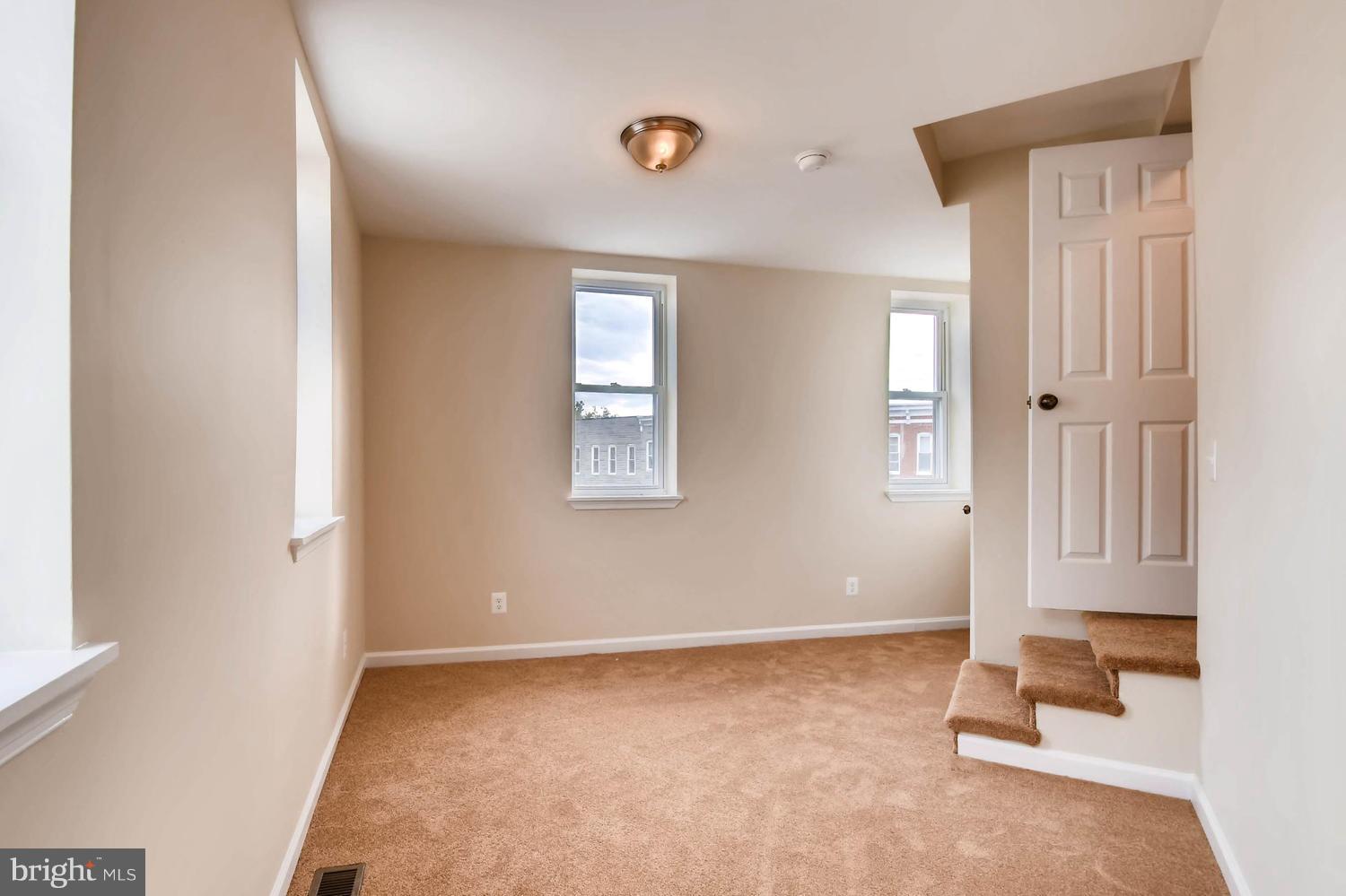 WASHINGTON VILLAGE - Residential