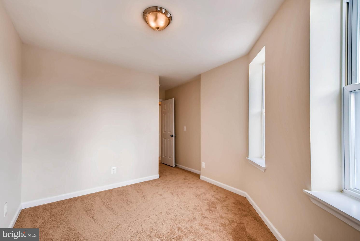 WASHINGTON VILLAGE - Residential