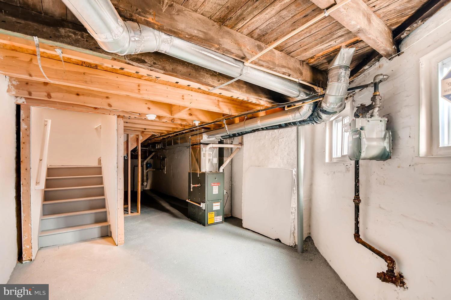 WASHINGTON VILLAGE - Residential