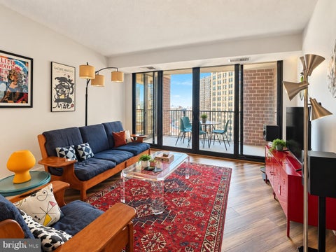Condo For Rent - 1420 Locust Street #14D<br/> Philadelphia County, PHILADELPHIA, PA 19102