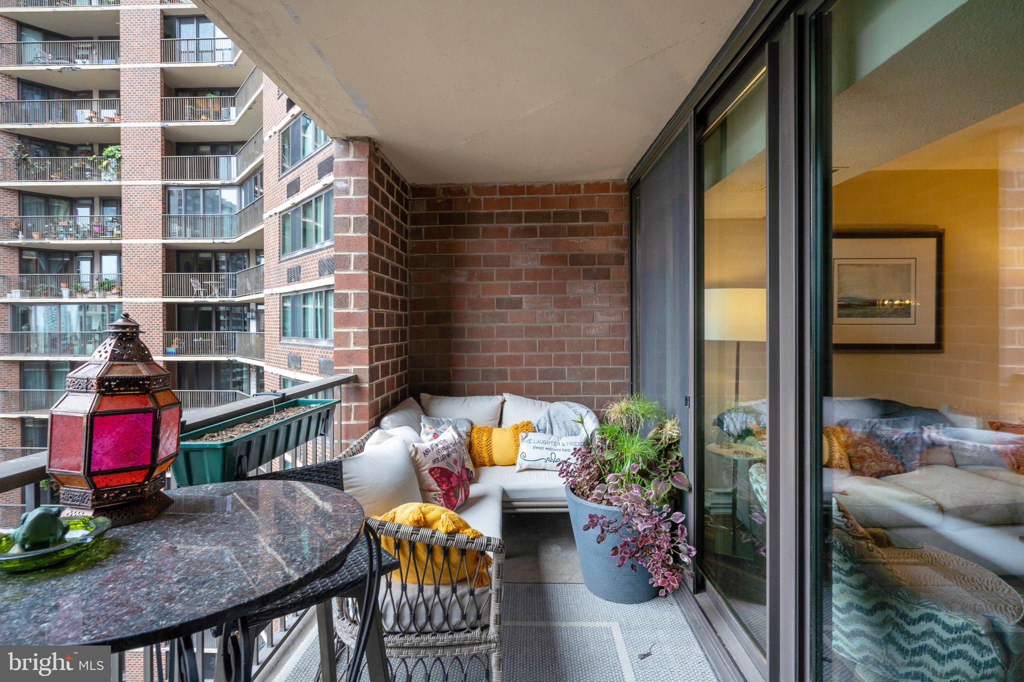 1420 LOCUST STREET 14D