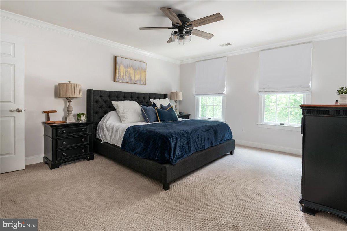 RIVER HILL - Residential