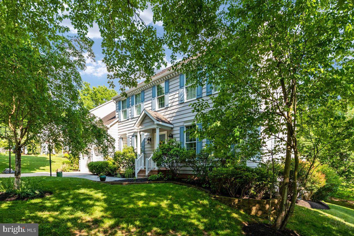 RIVER HILL - Residential