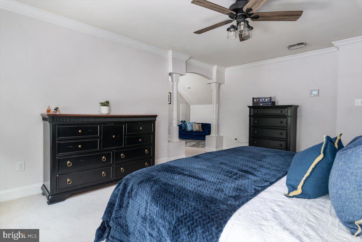 RIVER HILL - Residential