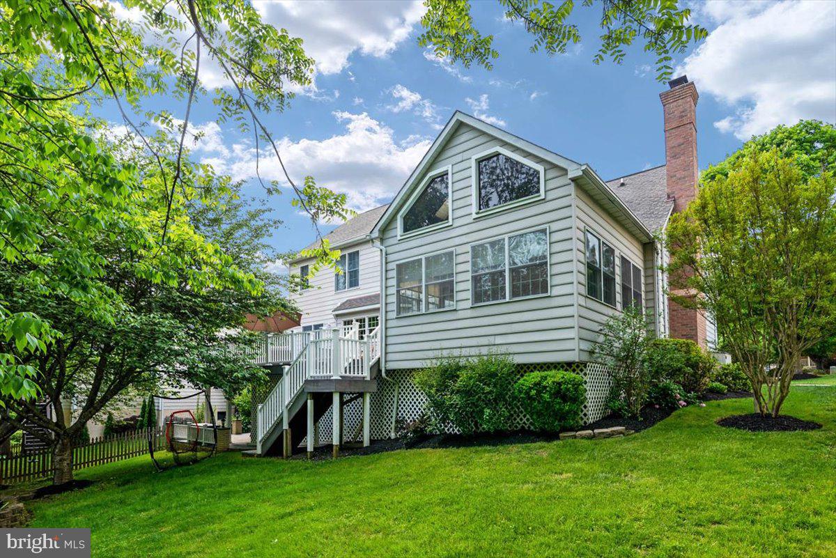 RIVER HILL - Residential