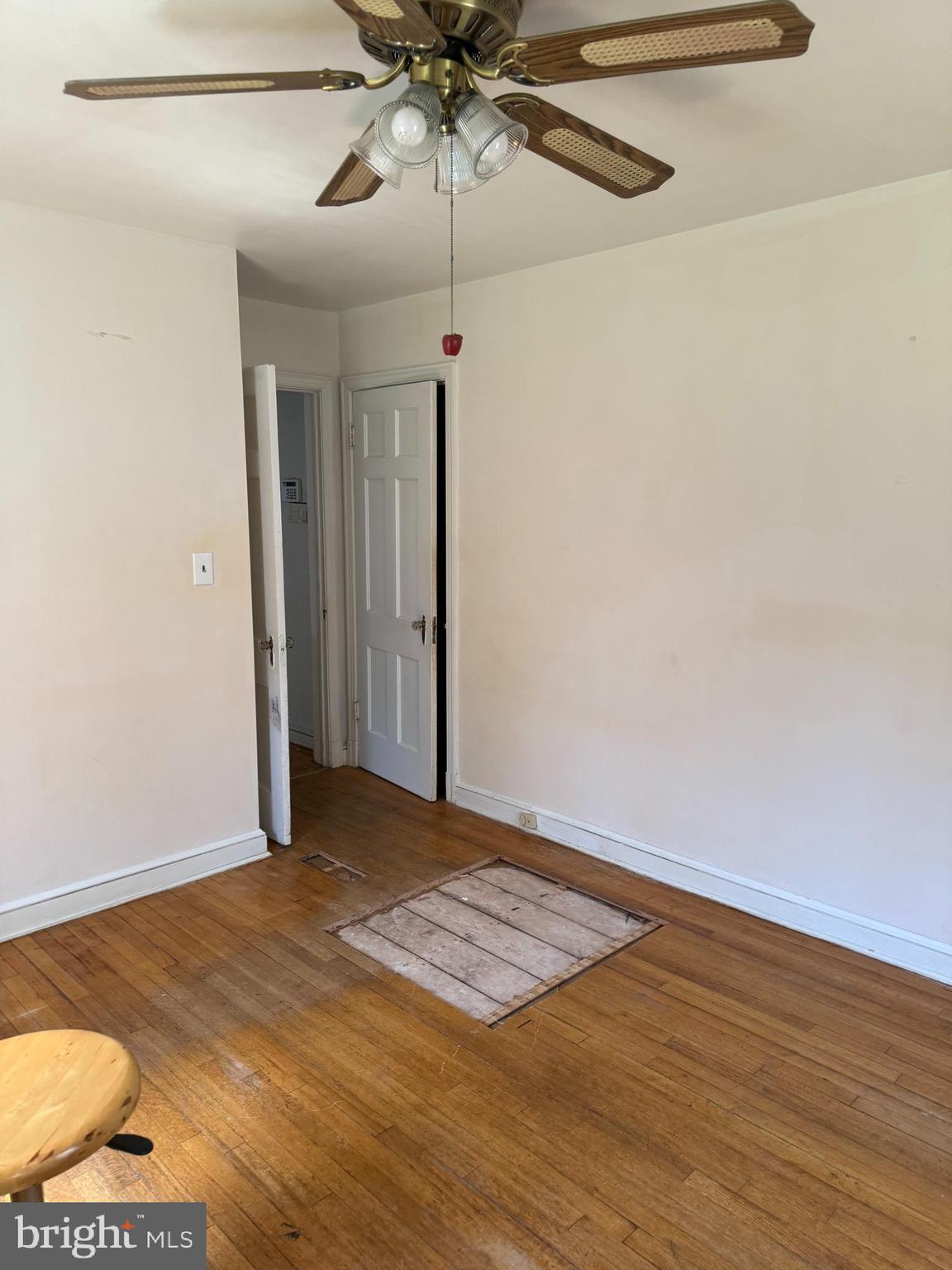 1127 45TH PLACE SE