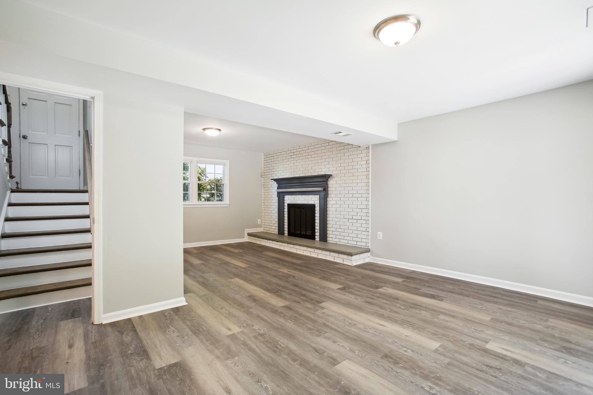 HERNDON PARK STATION - Residential