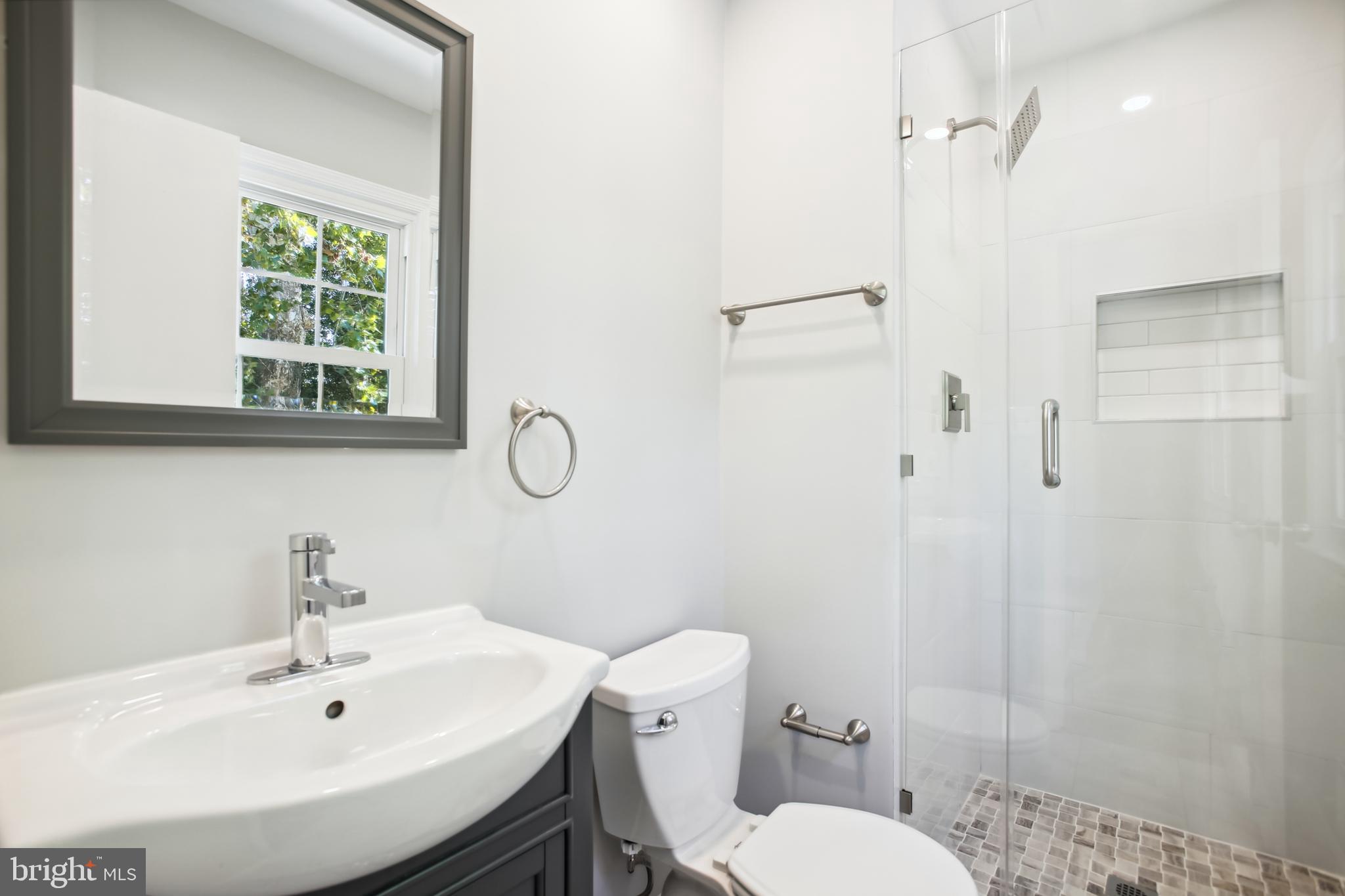 HERNDON PARK STATION - Residential