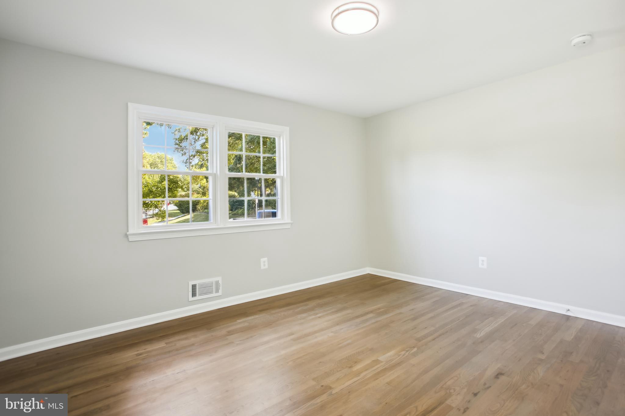 HERNDON PARK STATION - Residential