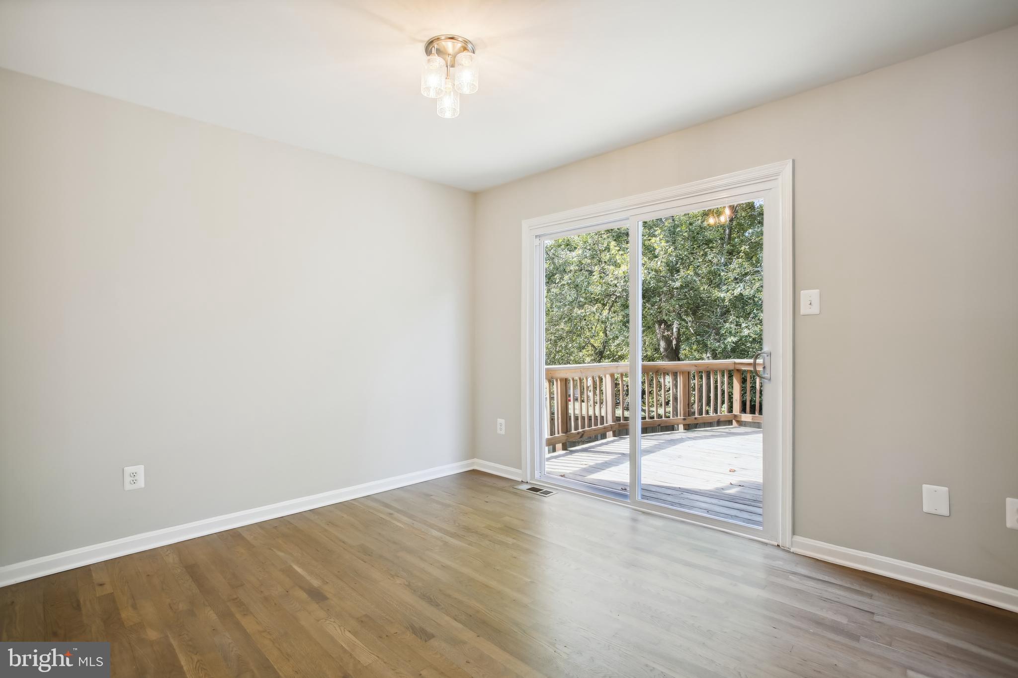 HERNDON PARK STATION - Residential