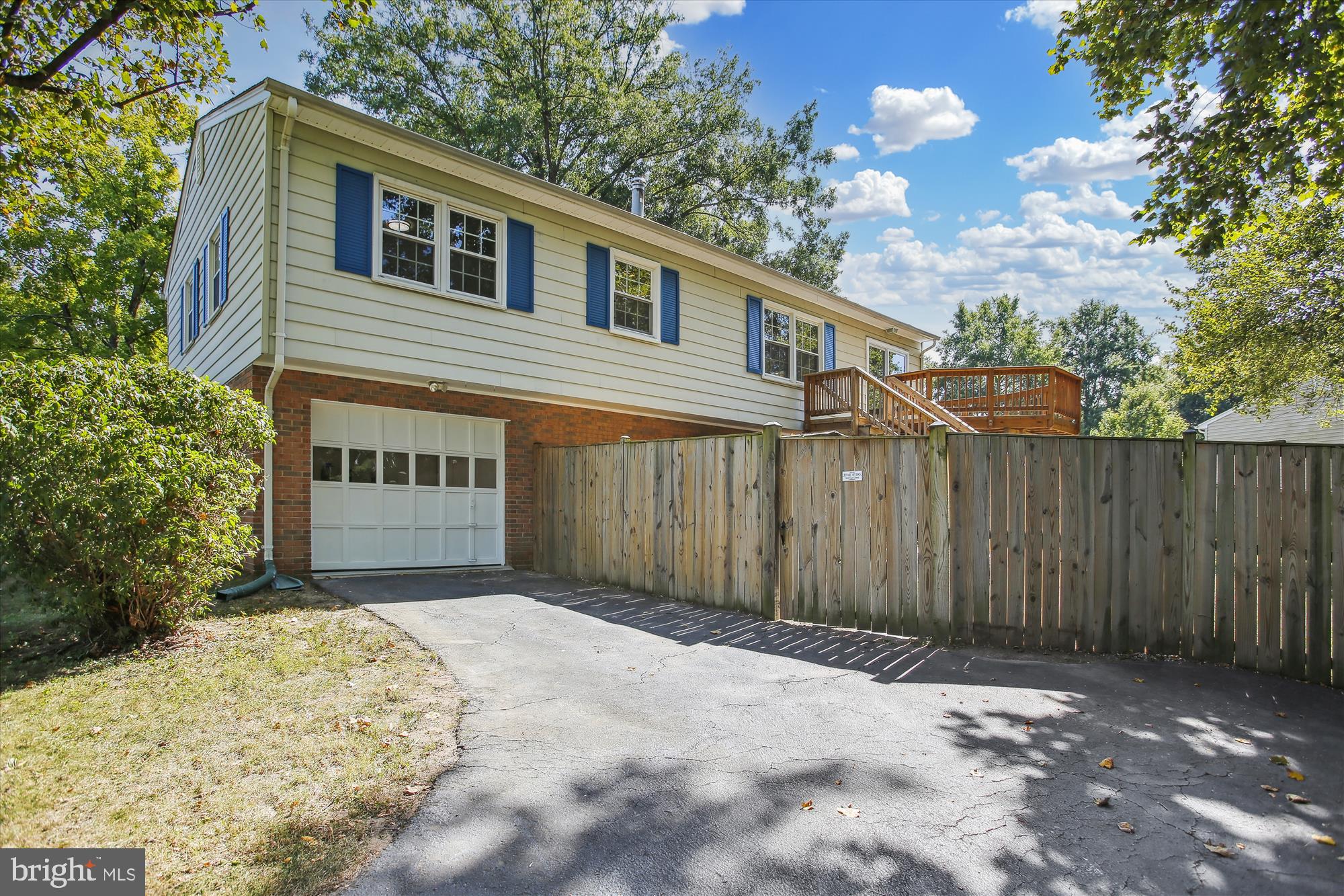 HERNDON PARK STATION - Residential