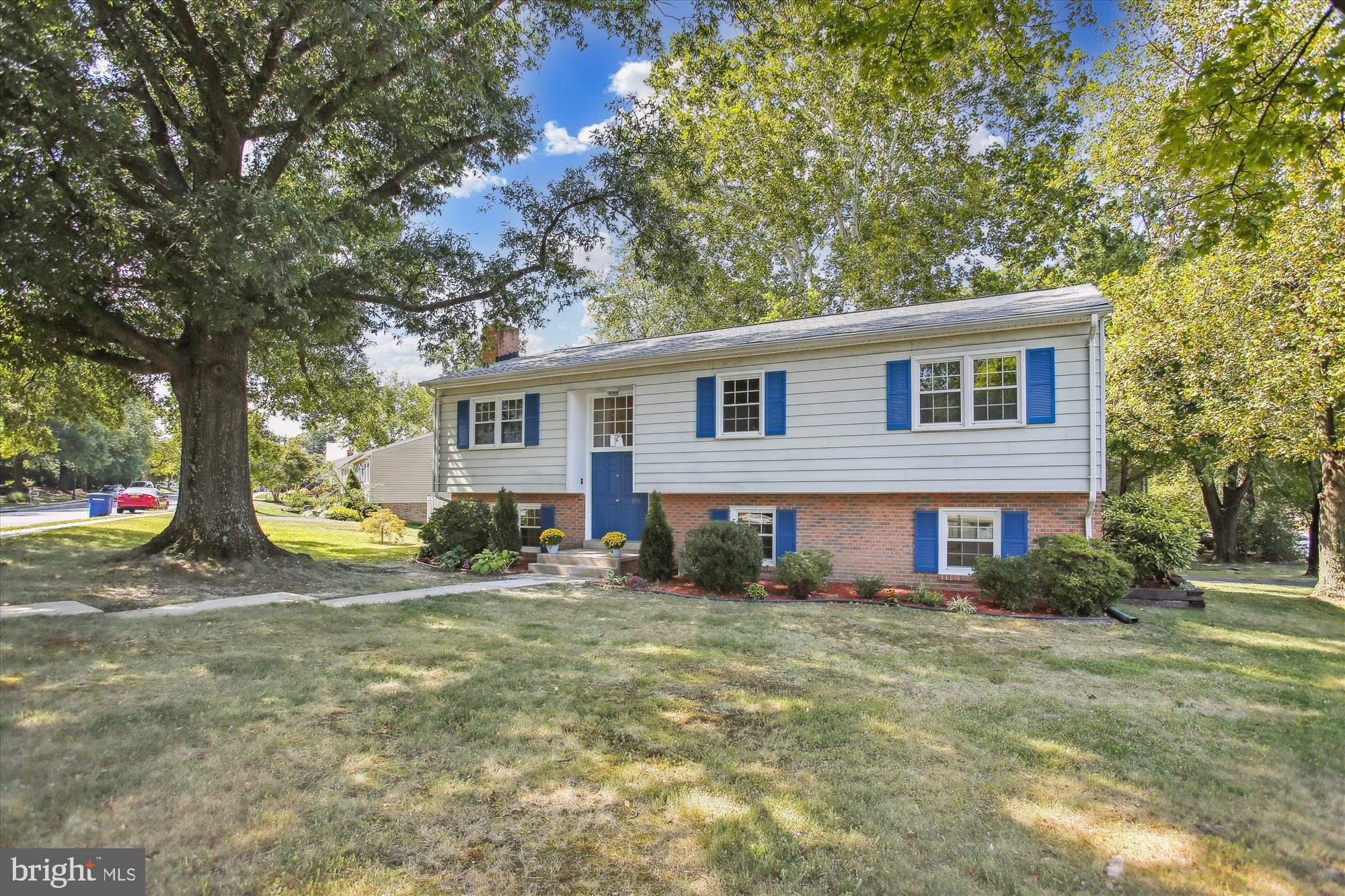 HERNDON PARK STATION - Residential