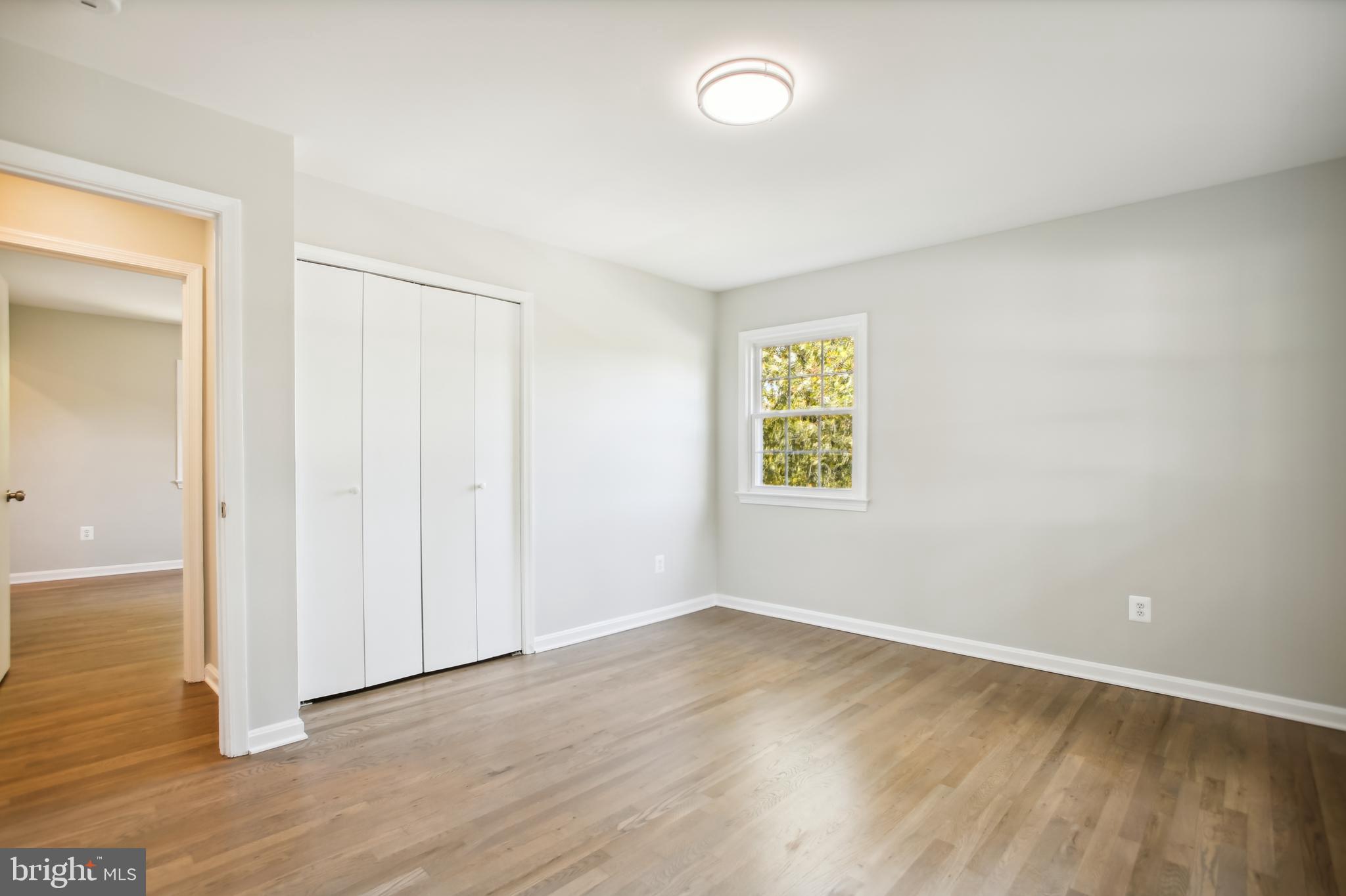 HERNDON PARK STATION - Residential