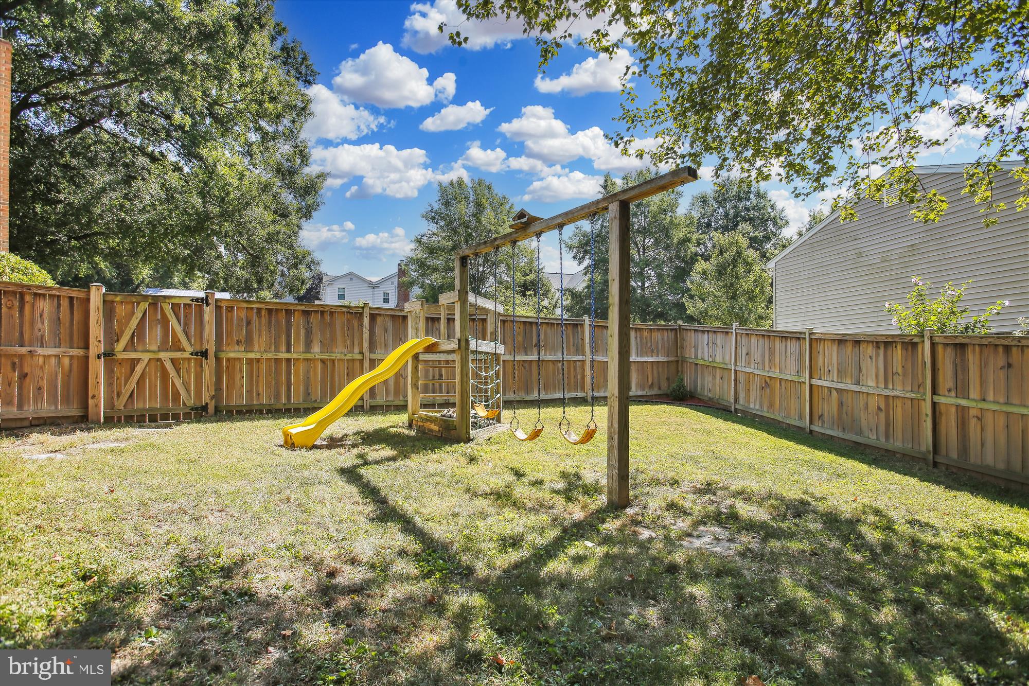 HERNDON PARK STATION - Residential