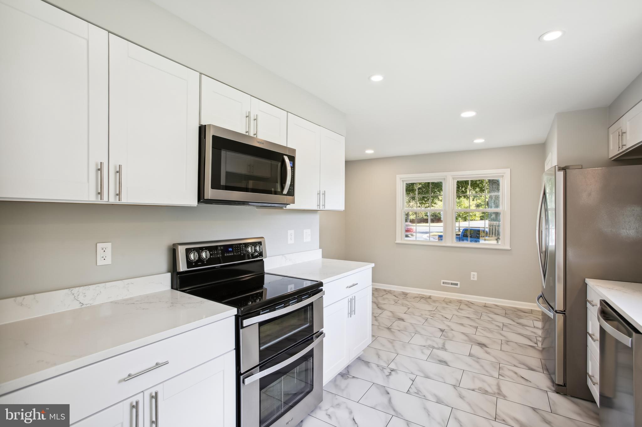 HERNDON PARK STATION - Residential