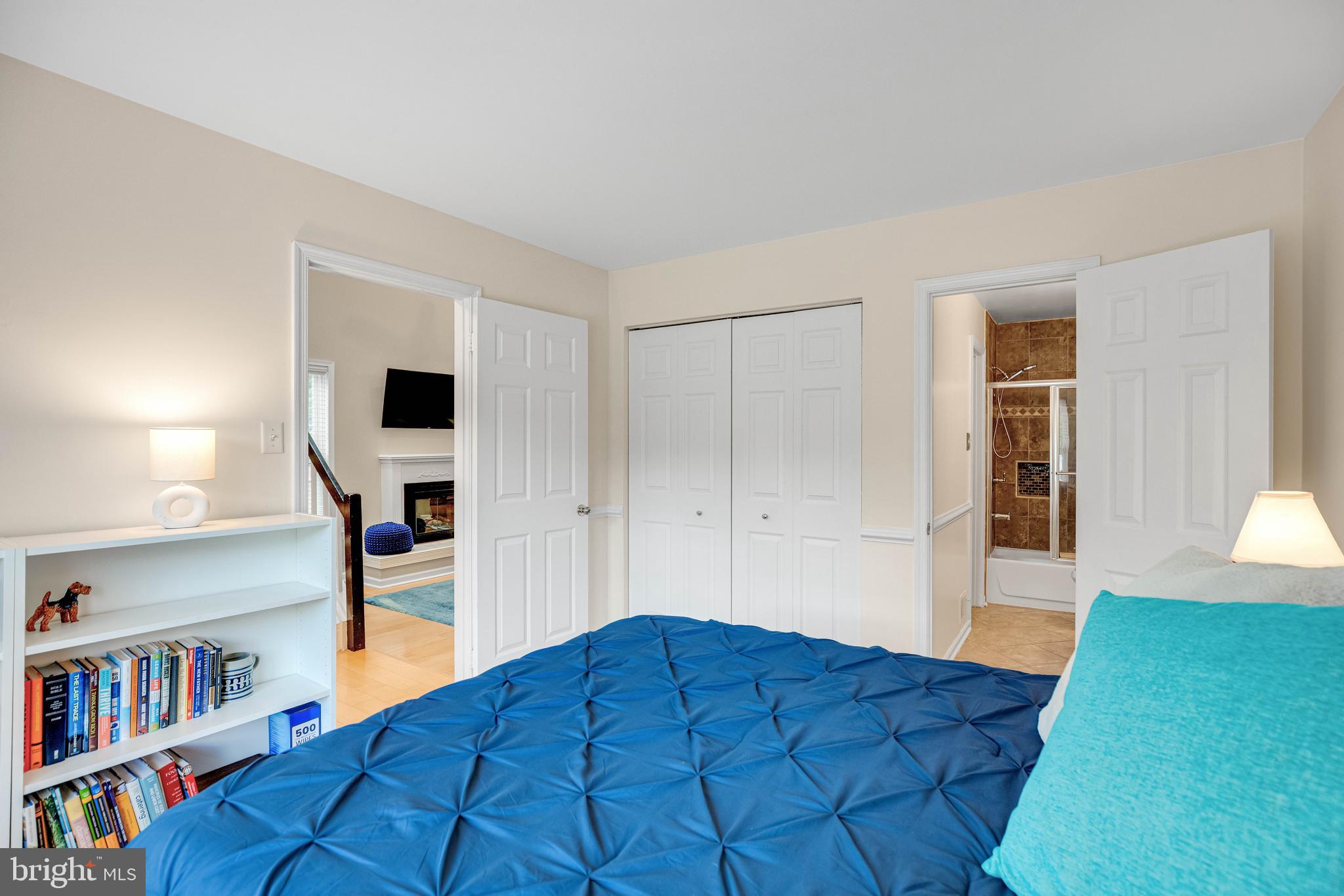 MONTCLAIR - Residential