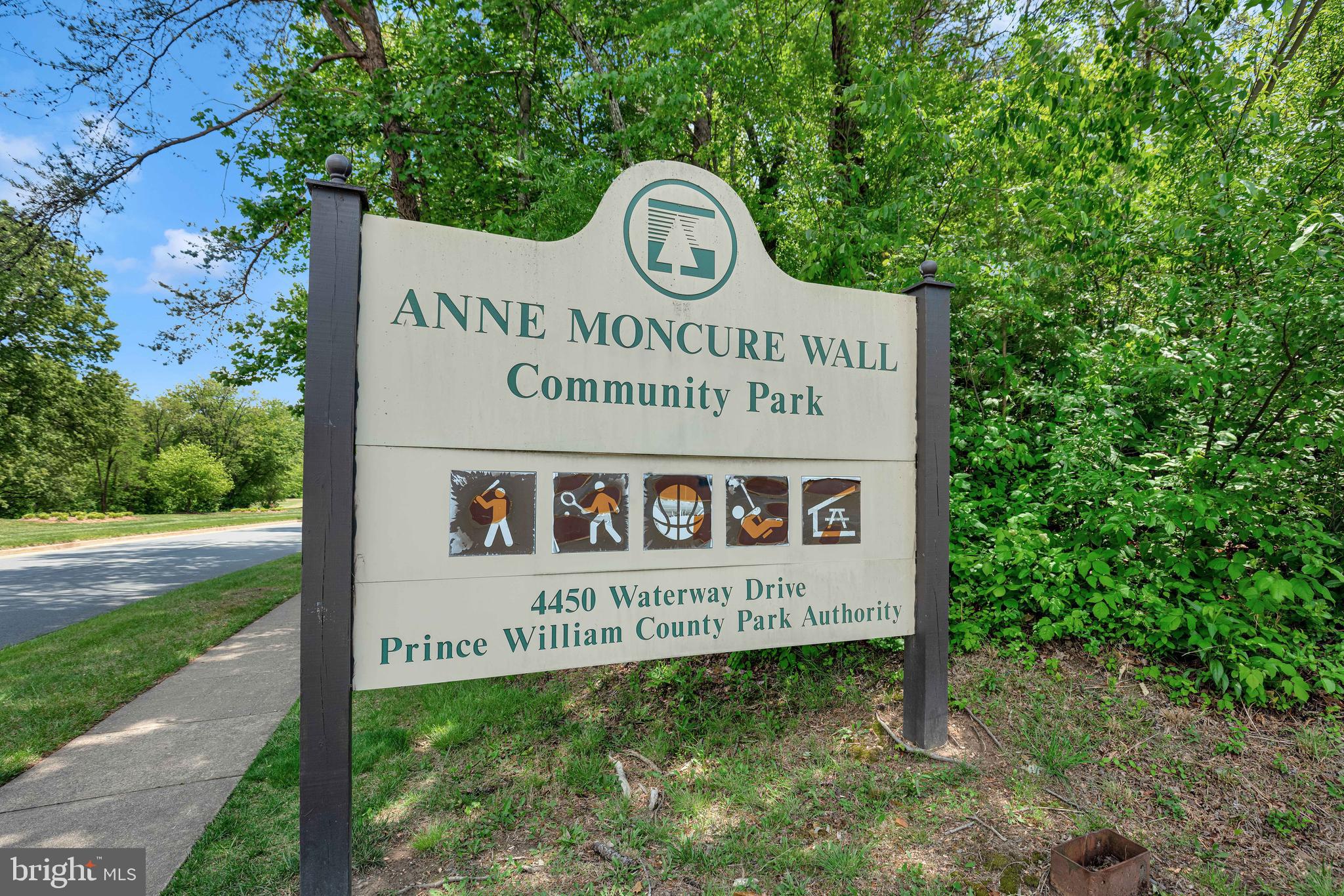 MONTCLAIR - Residential
