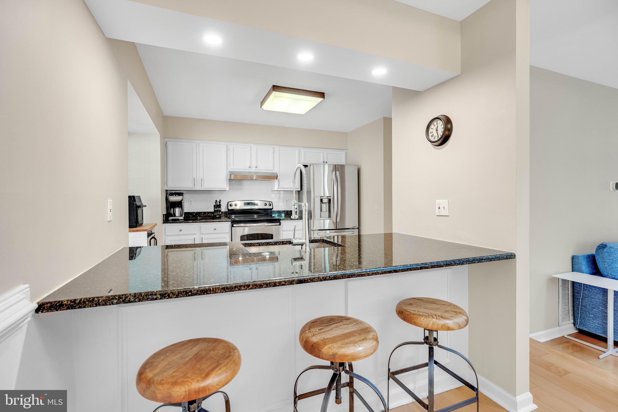 MONTCLAIR - Residential