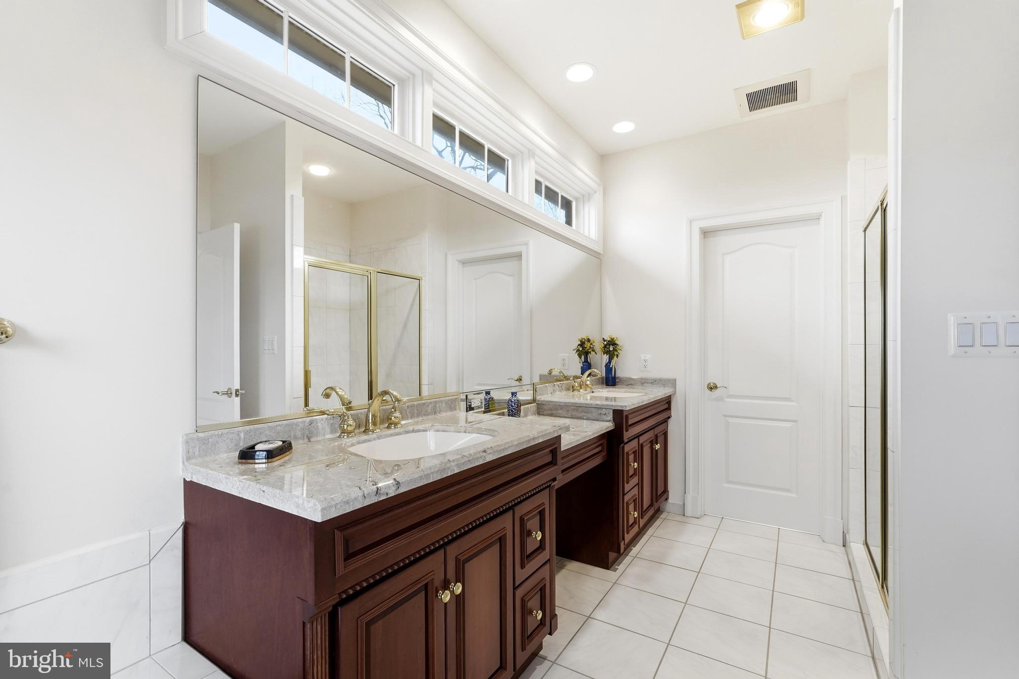 STONELEIGH - Residential