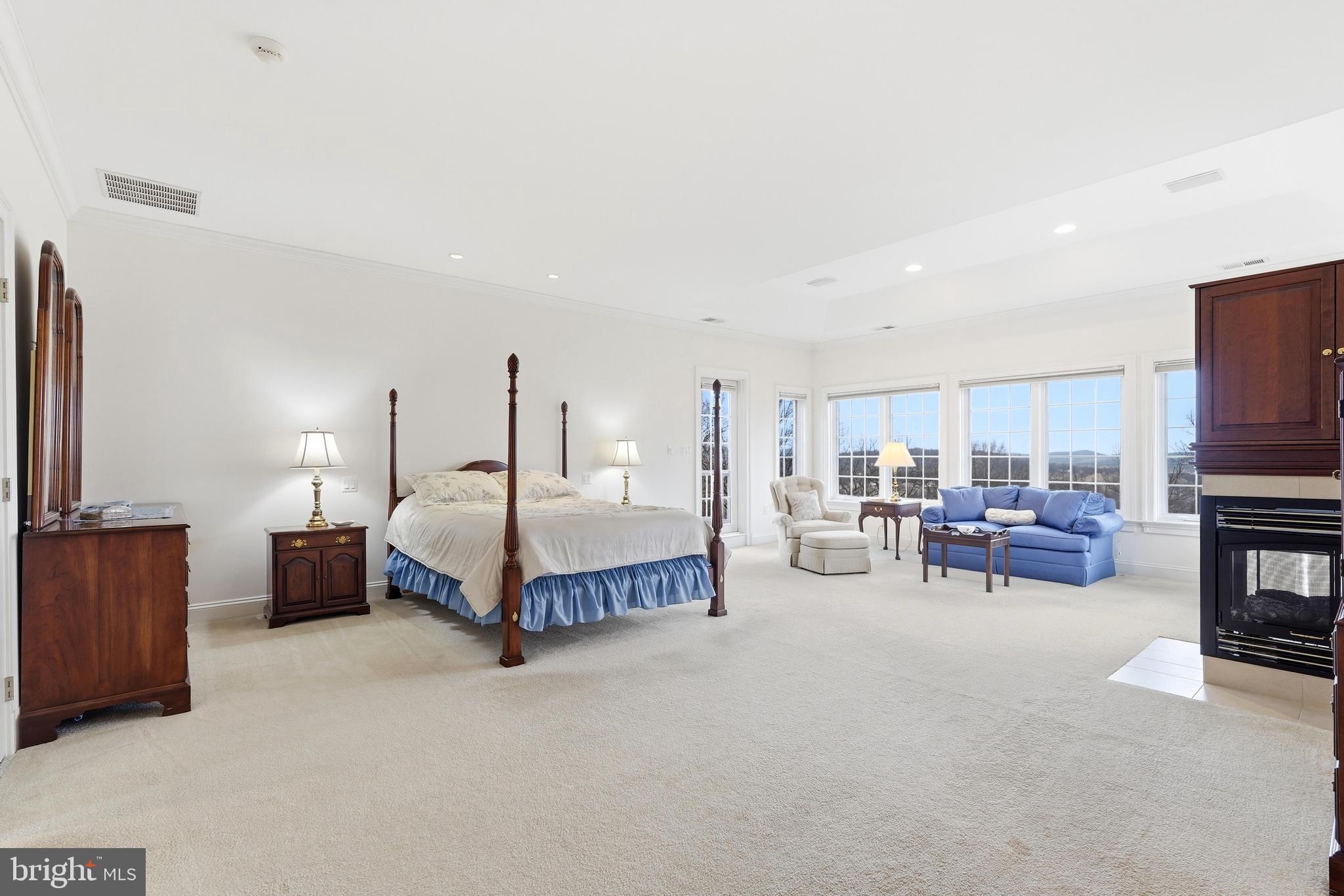 STONELEIGH - Residential