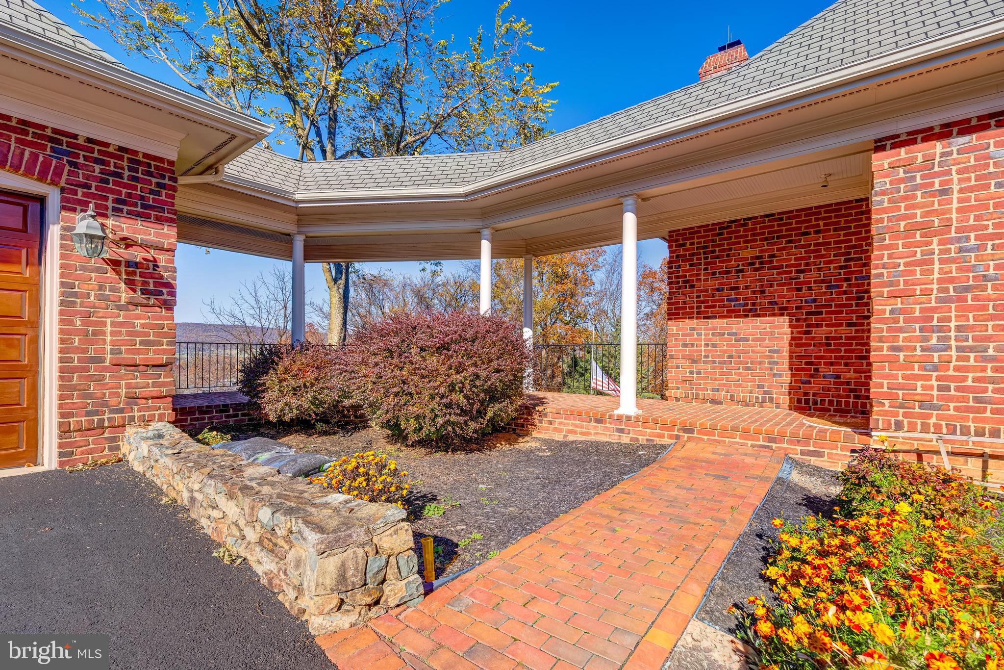 STONELEIGH - Residential