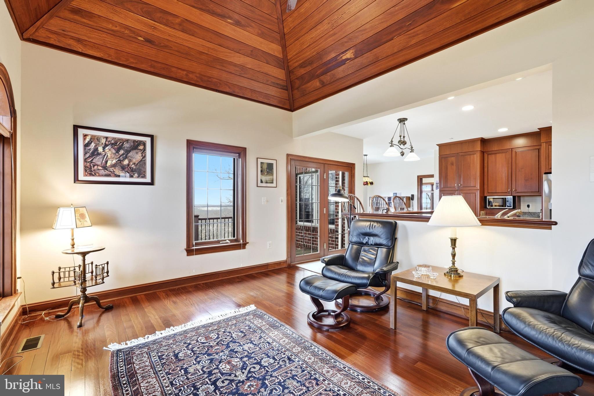 STONELEIGH - Residential