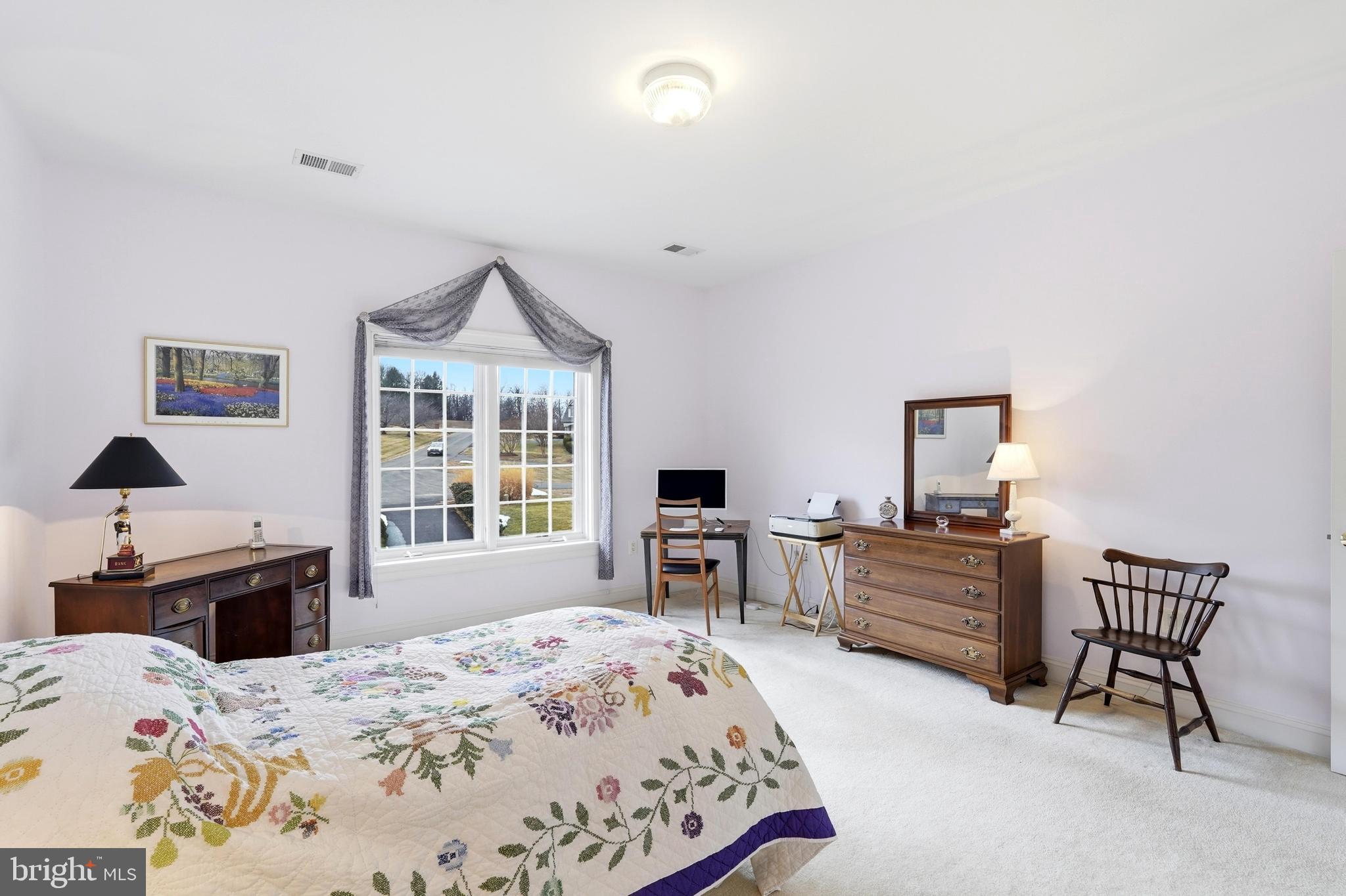 STONELEIGH - Residential