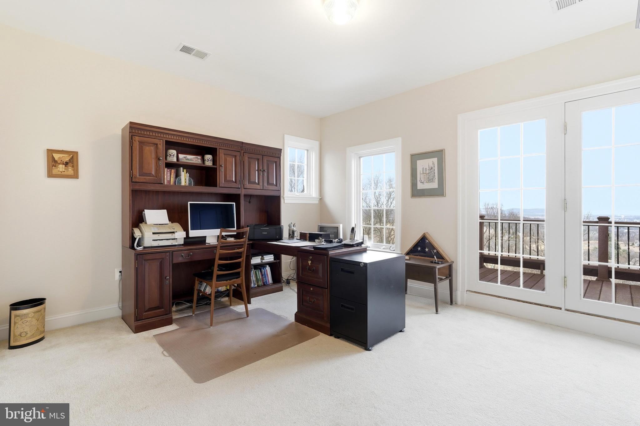 STONELEIGH - Residential