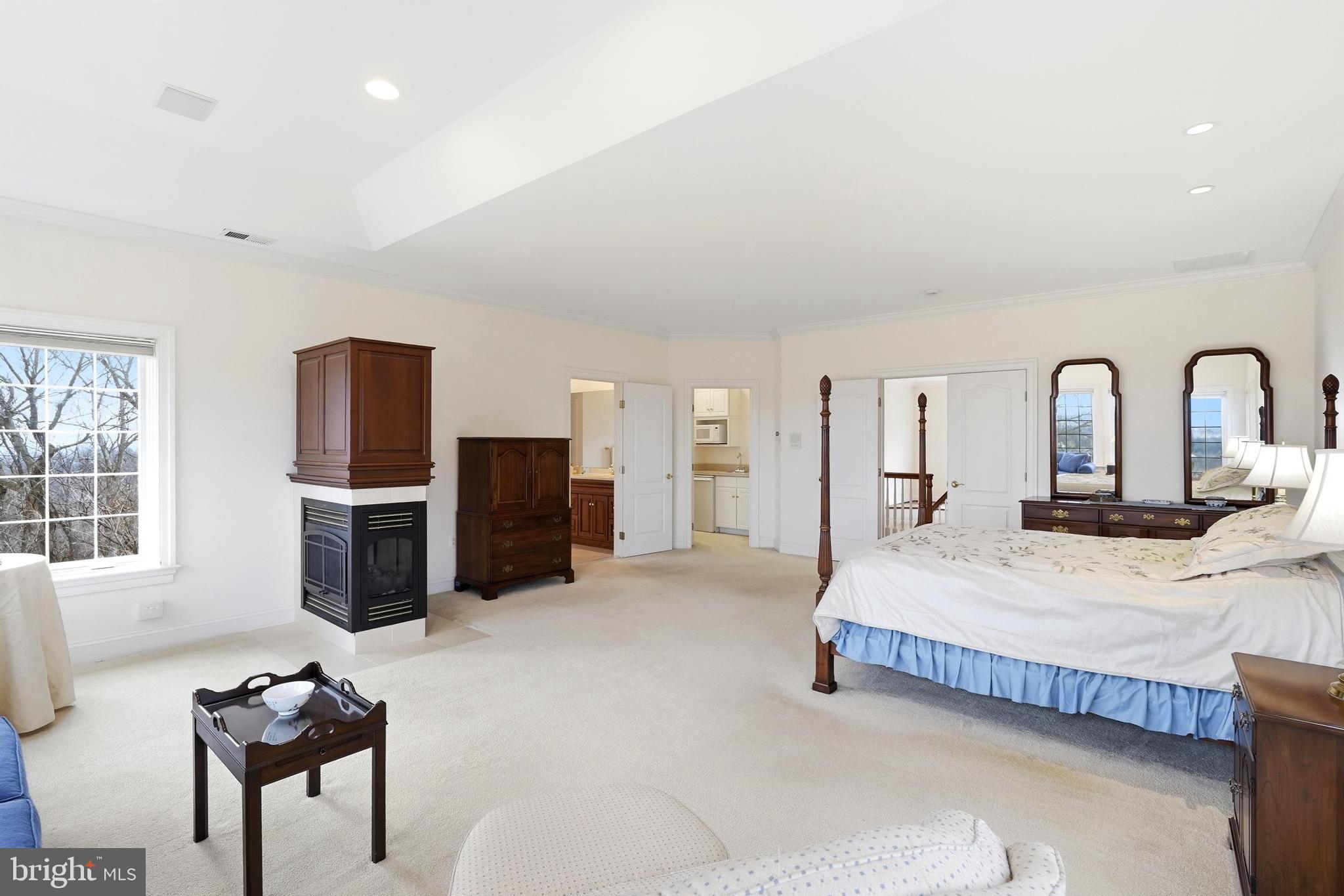 STONELEIGH - Residential