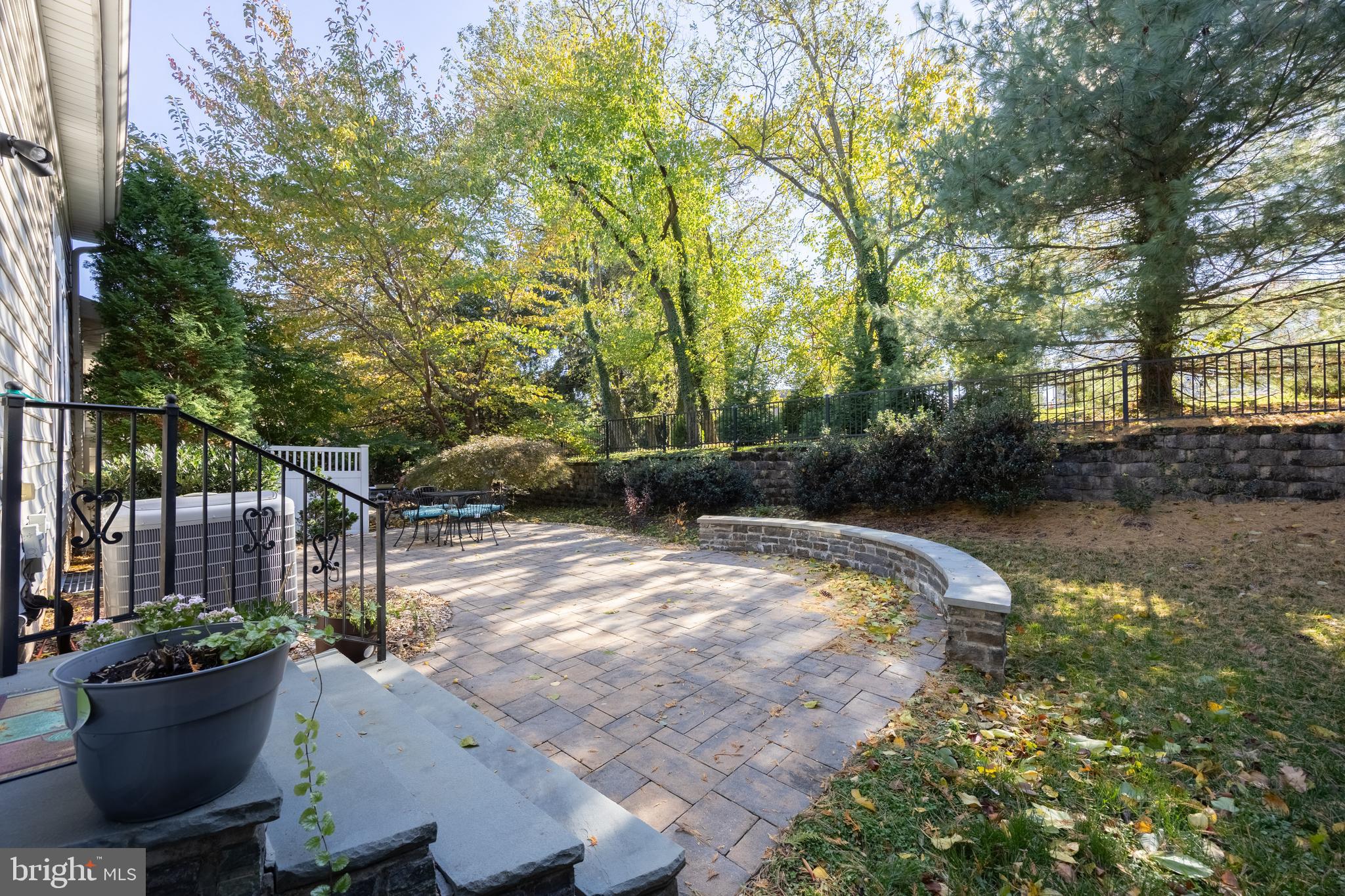 HIDDEN BLUFF - Residential