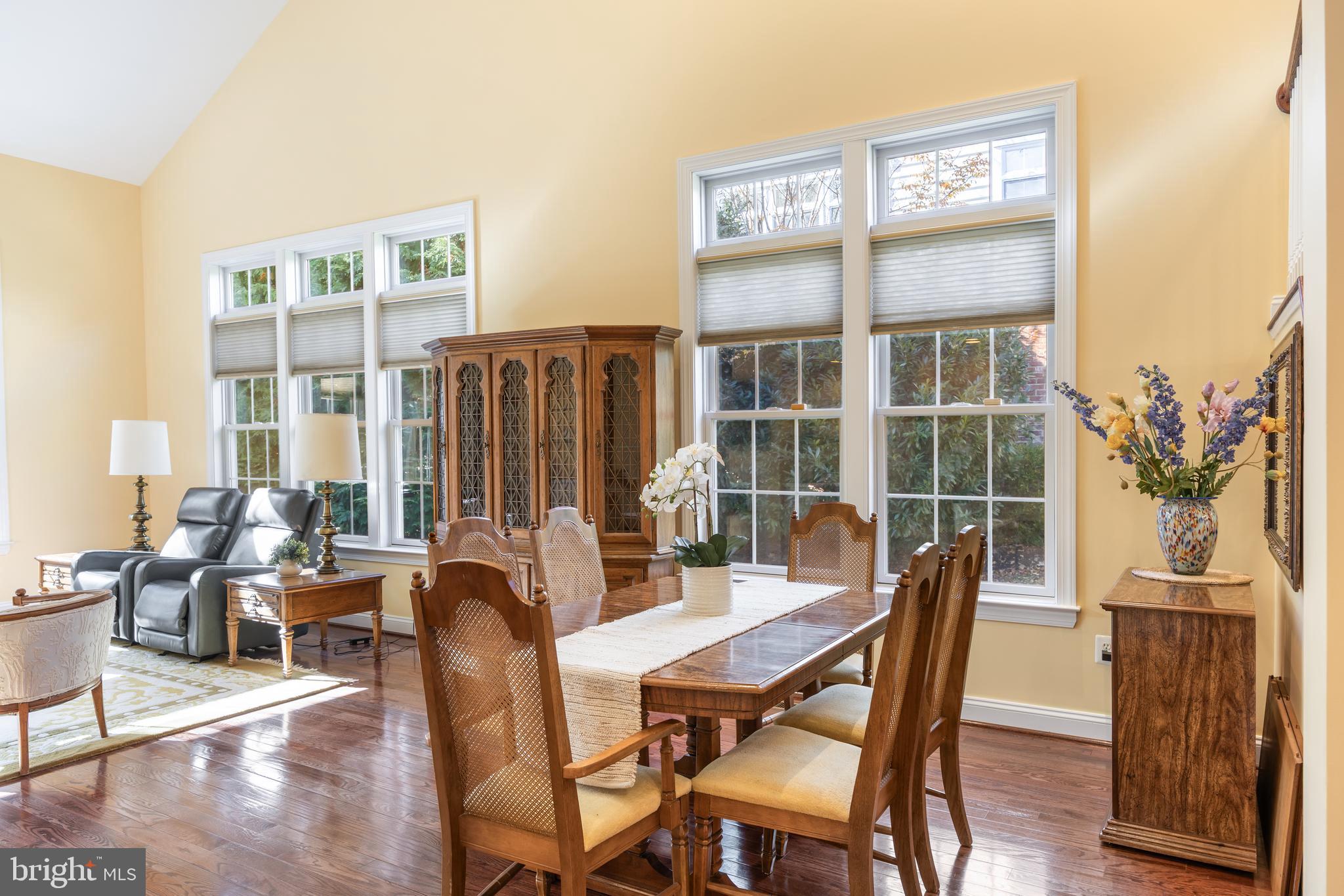 HIDDEN BLUFF - Residential