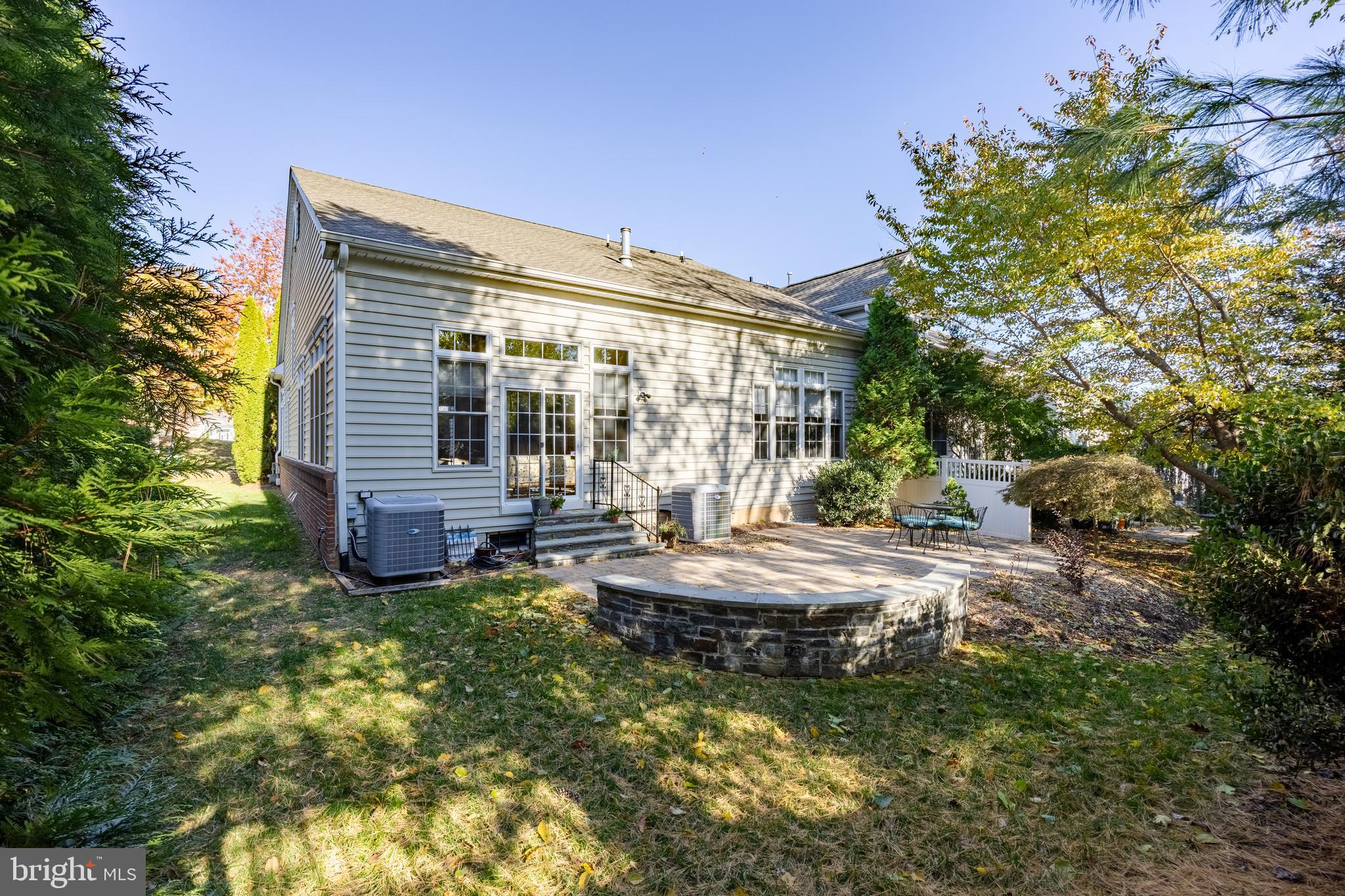 HIDDEN BLUFF - Residential