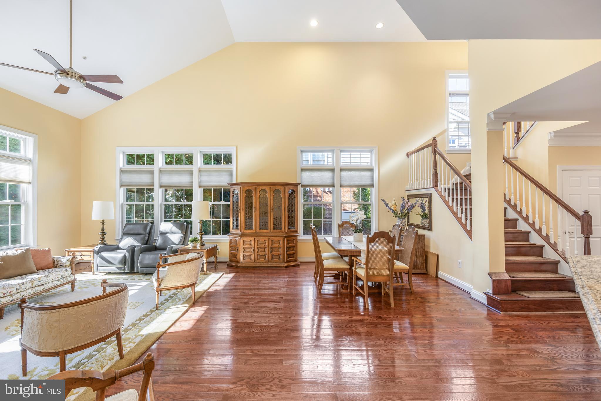 HIDDEN BLUFF - Residential